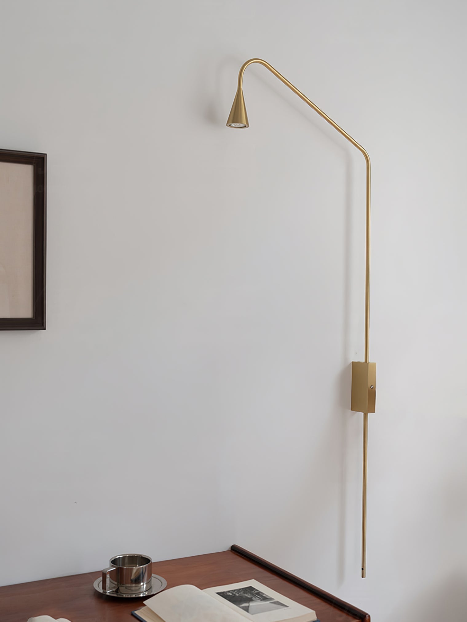 Pureform Wall Lamp - Blowlighting