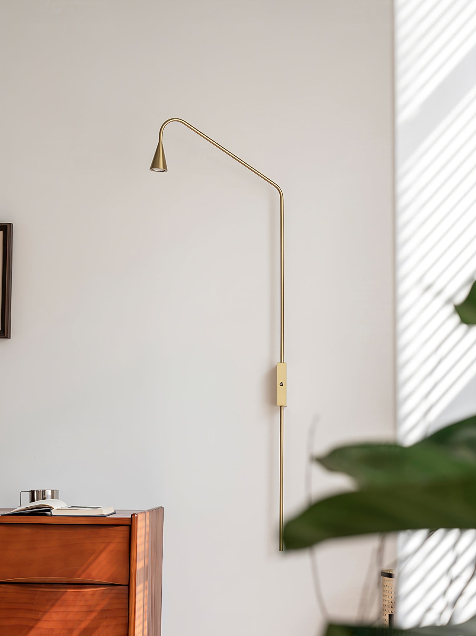 Pureform Wall Lamp - Blowlighting