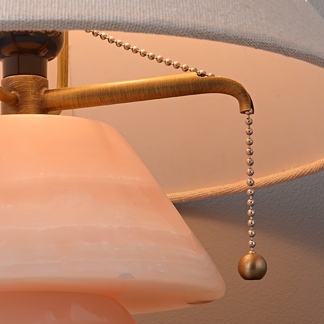 Pyramid Retro Marble Table Lamp - Blowlighting