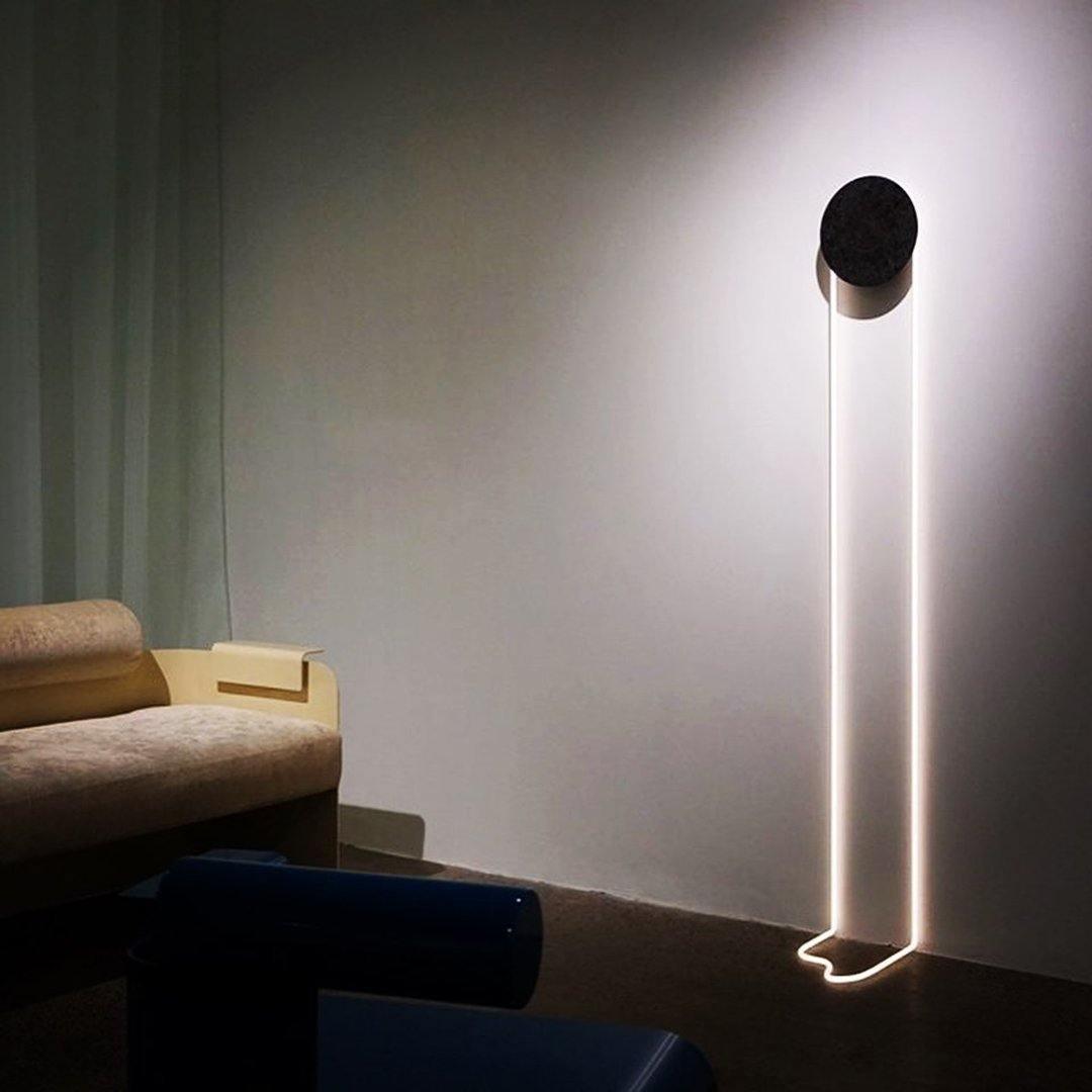 RA Wall Lamp - Blowlighting