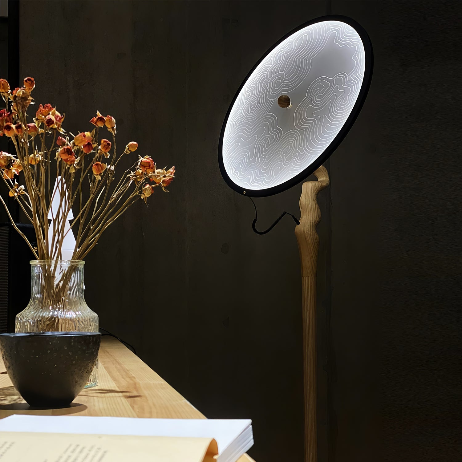 Evliriel Artistic Wood Floor Lamp - Blowlighting