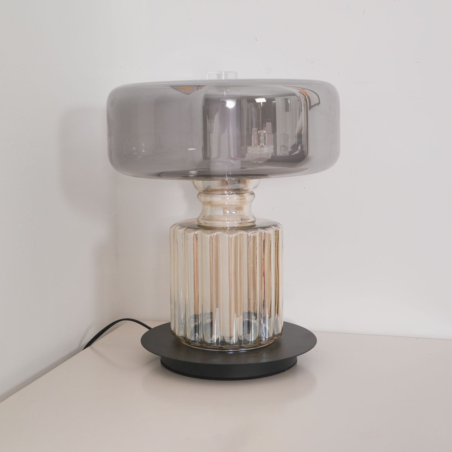 Rapanui Table Lamp - Blowlighting