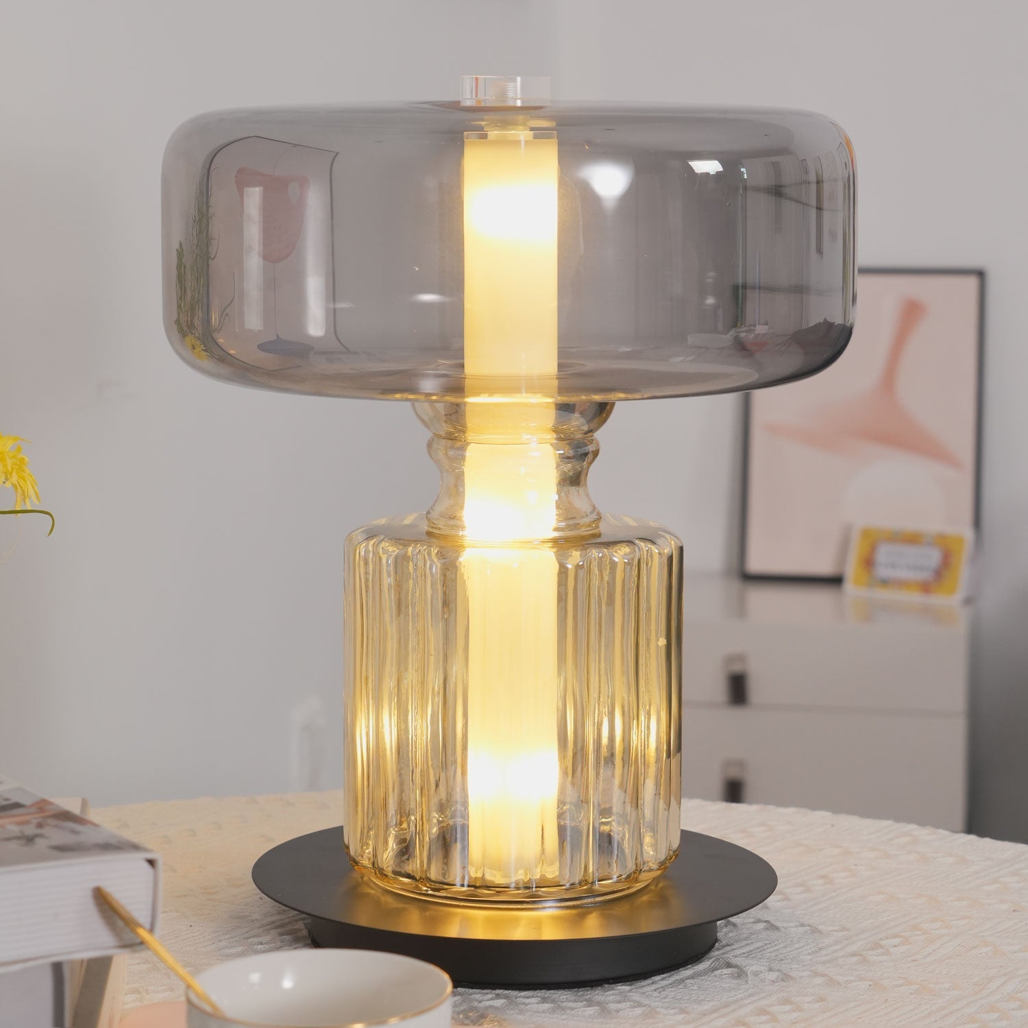 Rapanui Table Lamp - Blowlighting