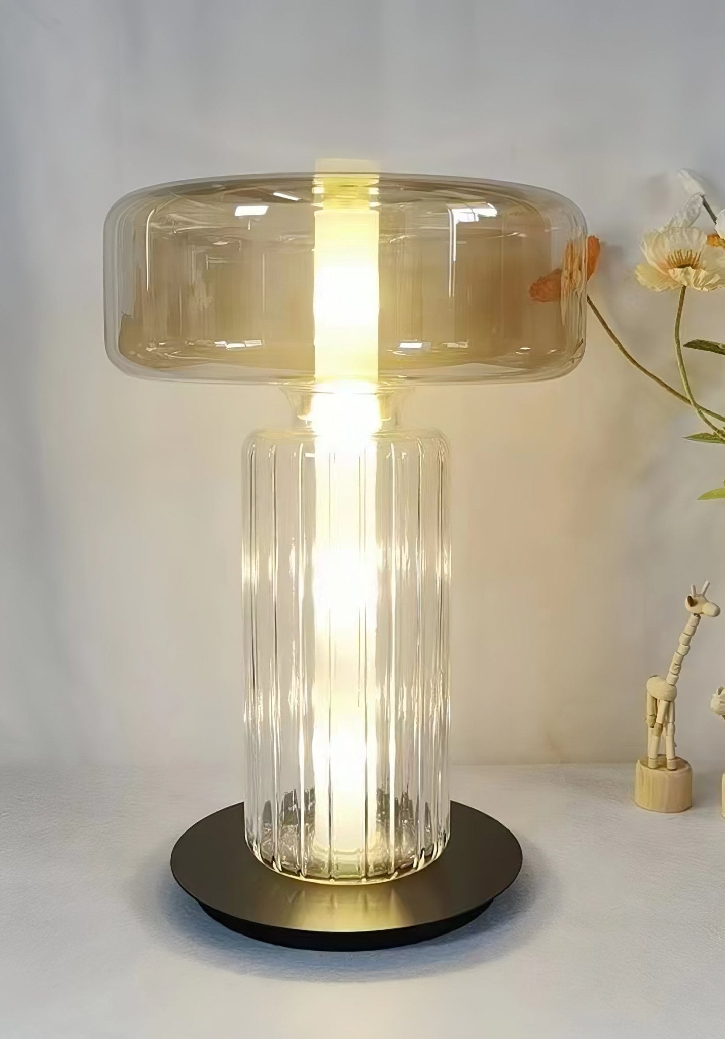 Rapanui Table Lamp - Blowlighting