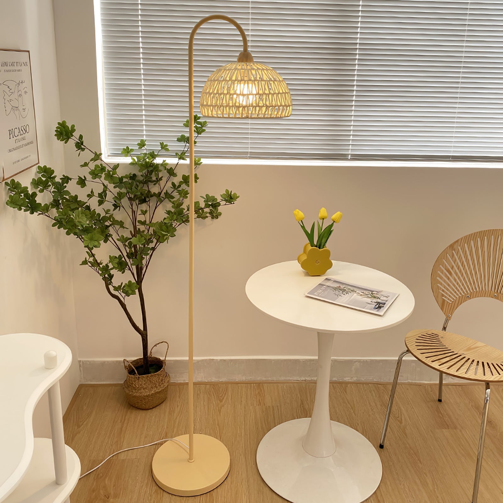 Rattan Arch Floor Lamp - Blowlighting