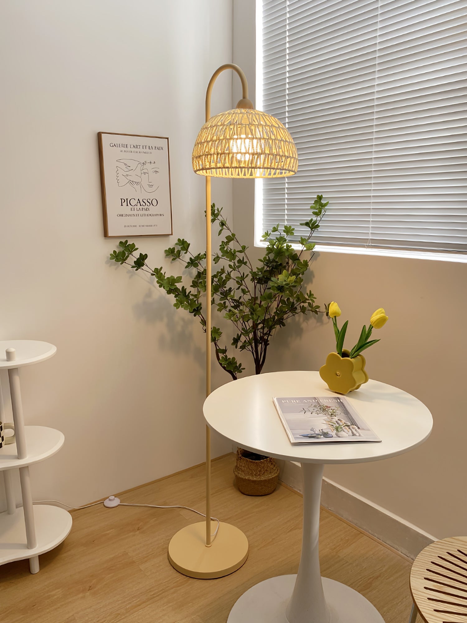 Rattan Arch Floor Lamp - Blowlighting