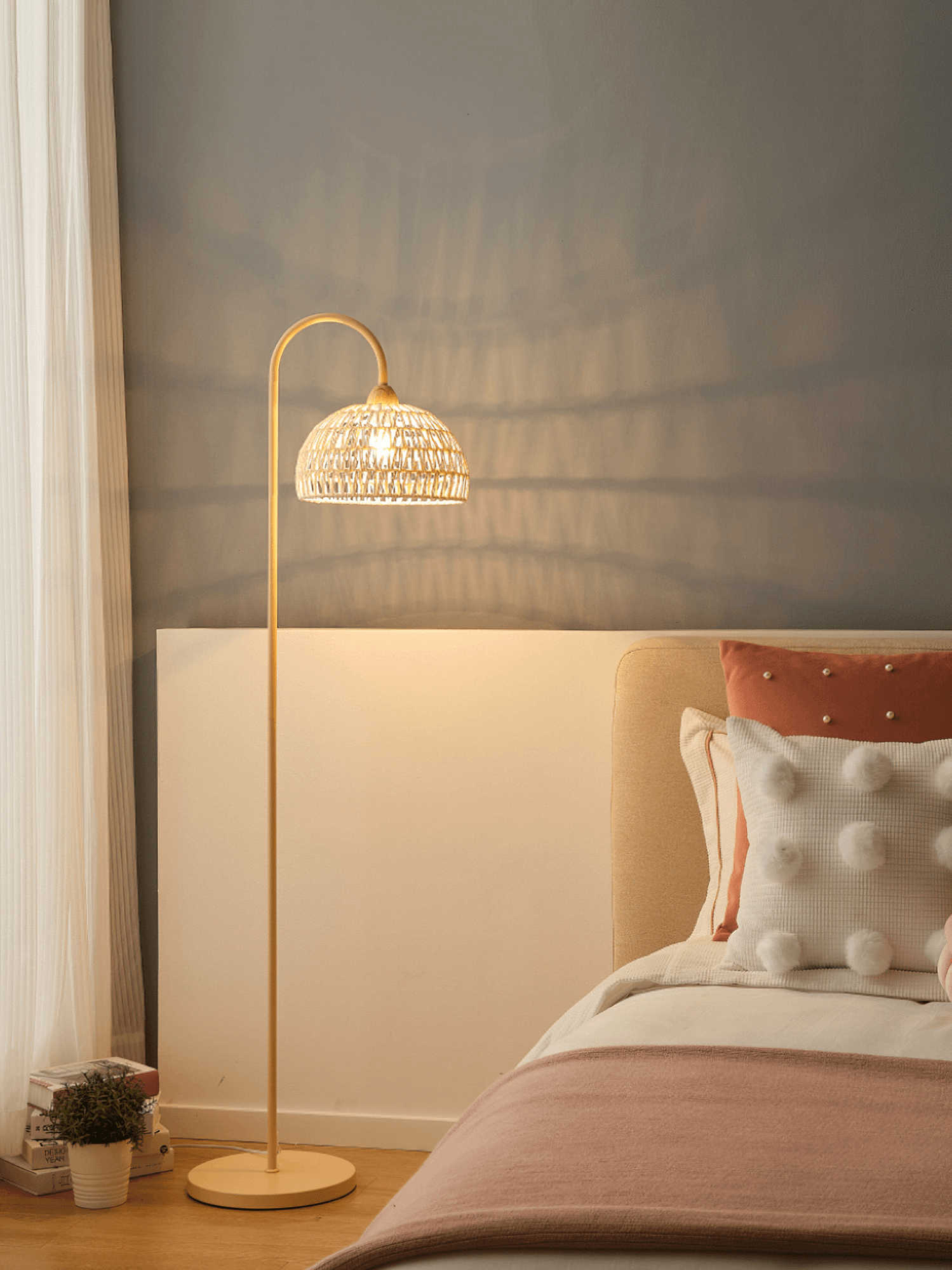 Rattan Arch Floor Lamp - Blowlighting