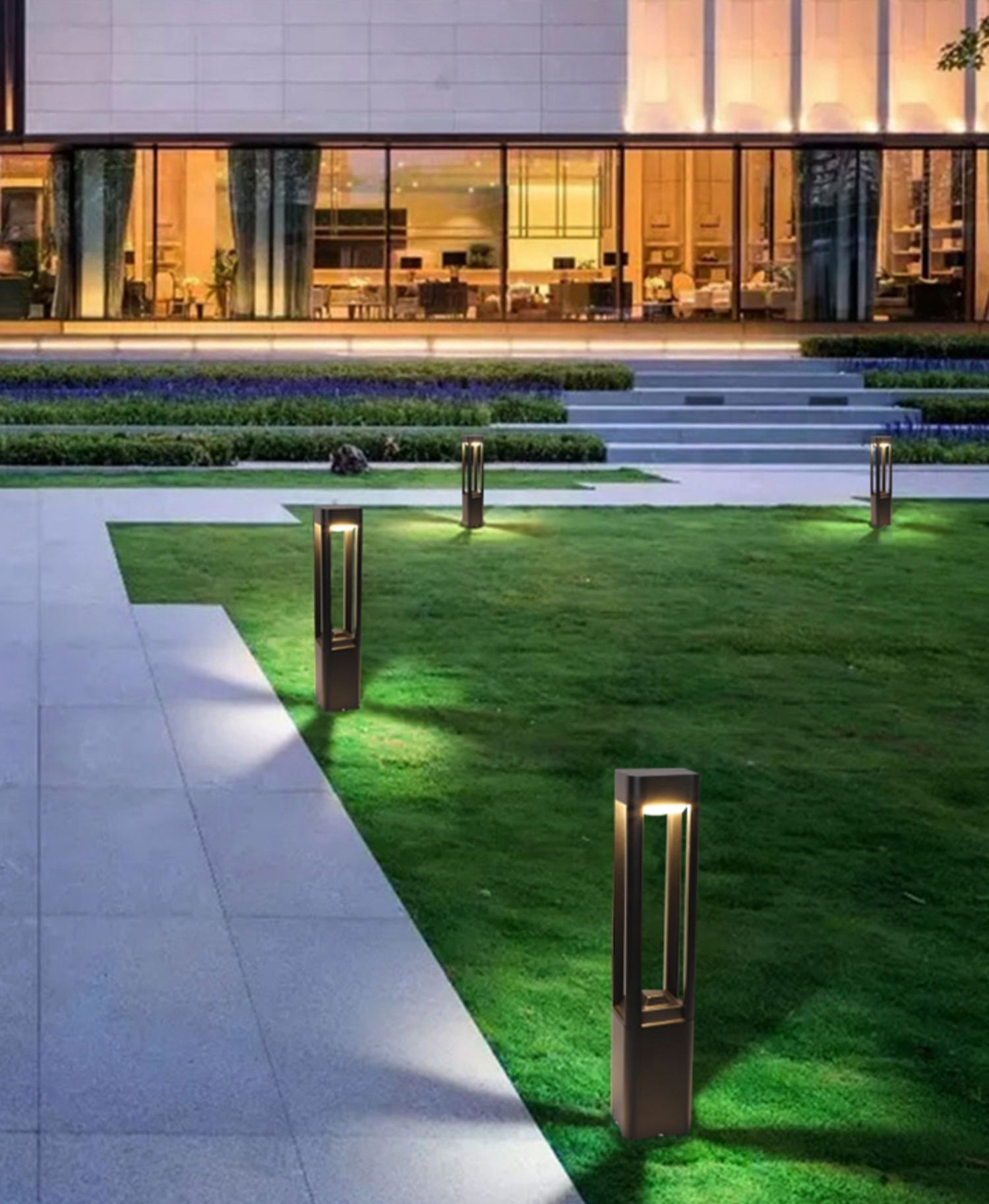 Rectangular Column Garden Outdoor Light - Blowlighting