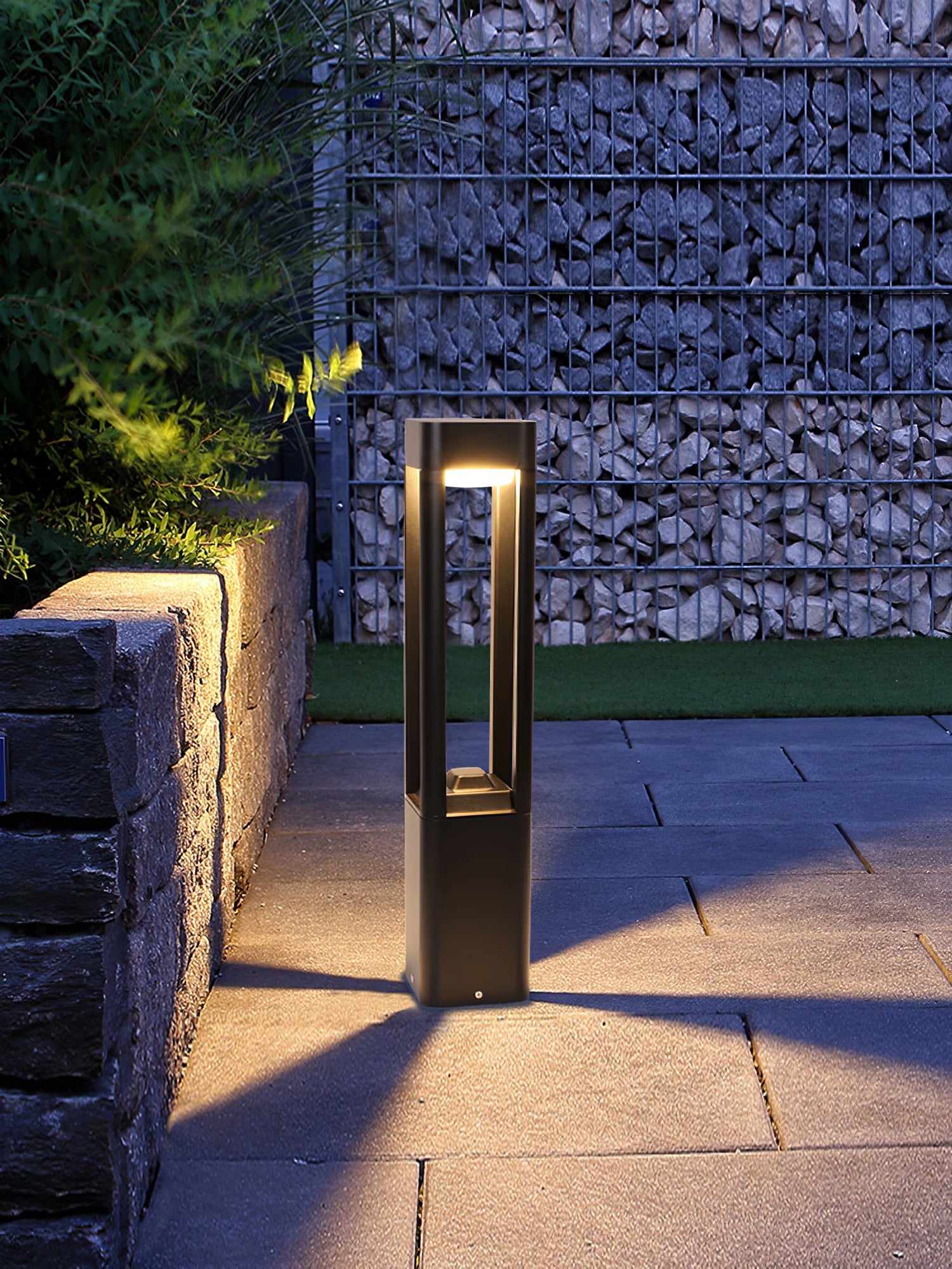 Rectangular Column Garden Outdoor Light - Blowlighting