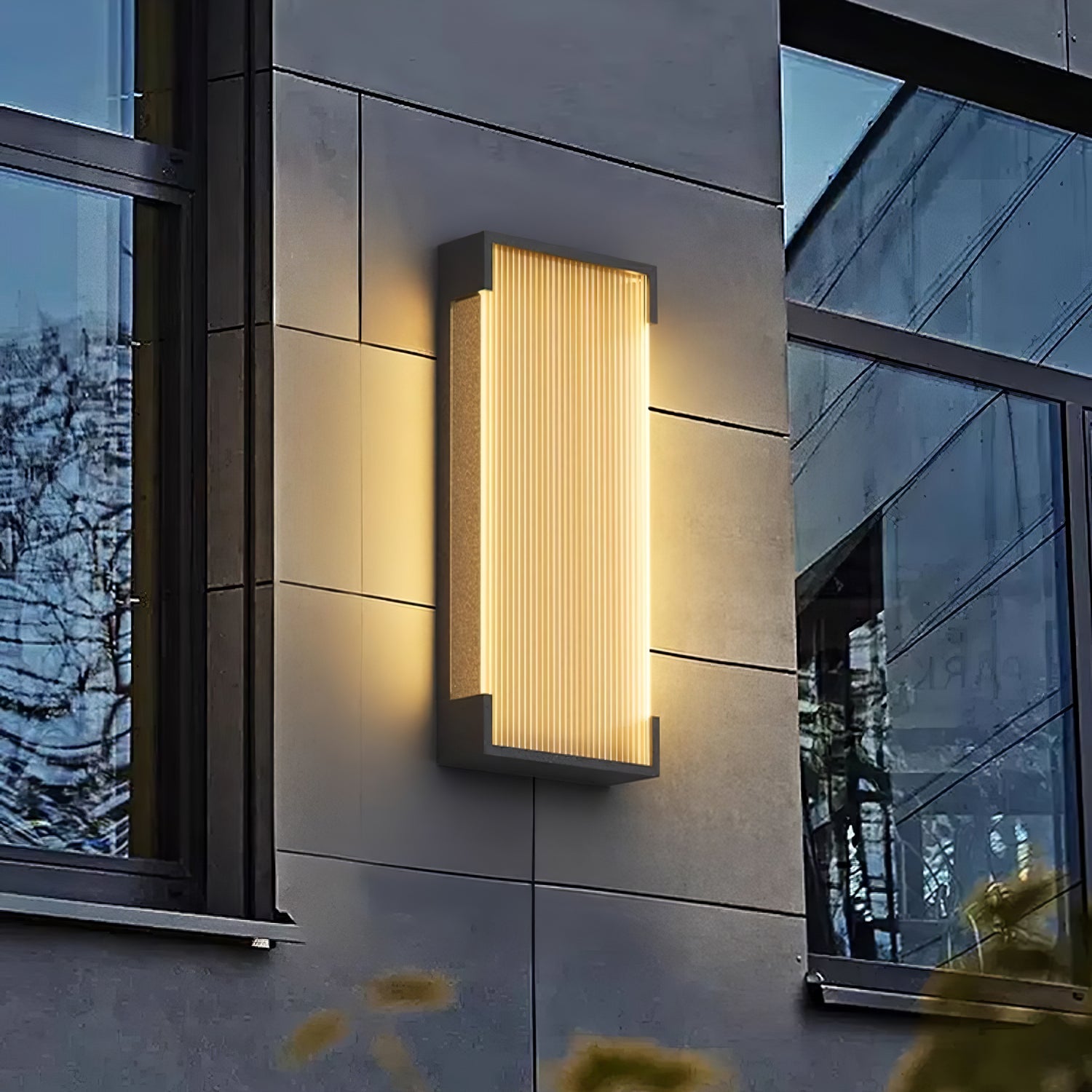 Rectangular Outdoor Wall Light - Blowlighting
