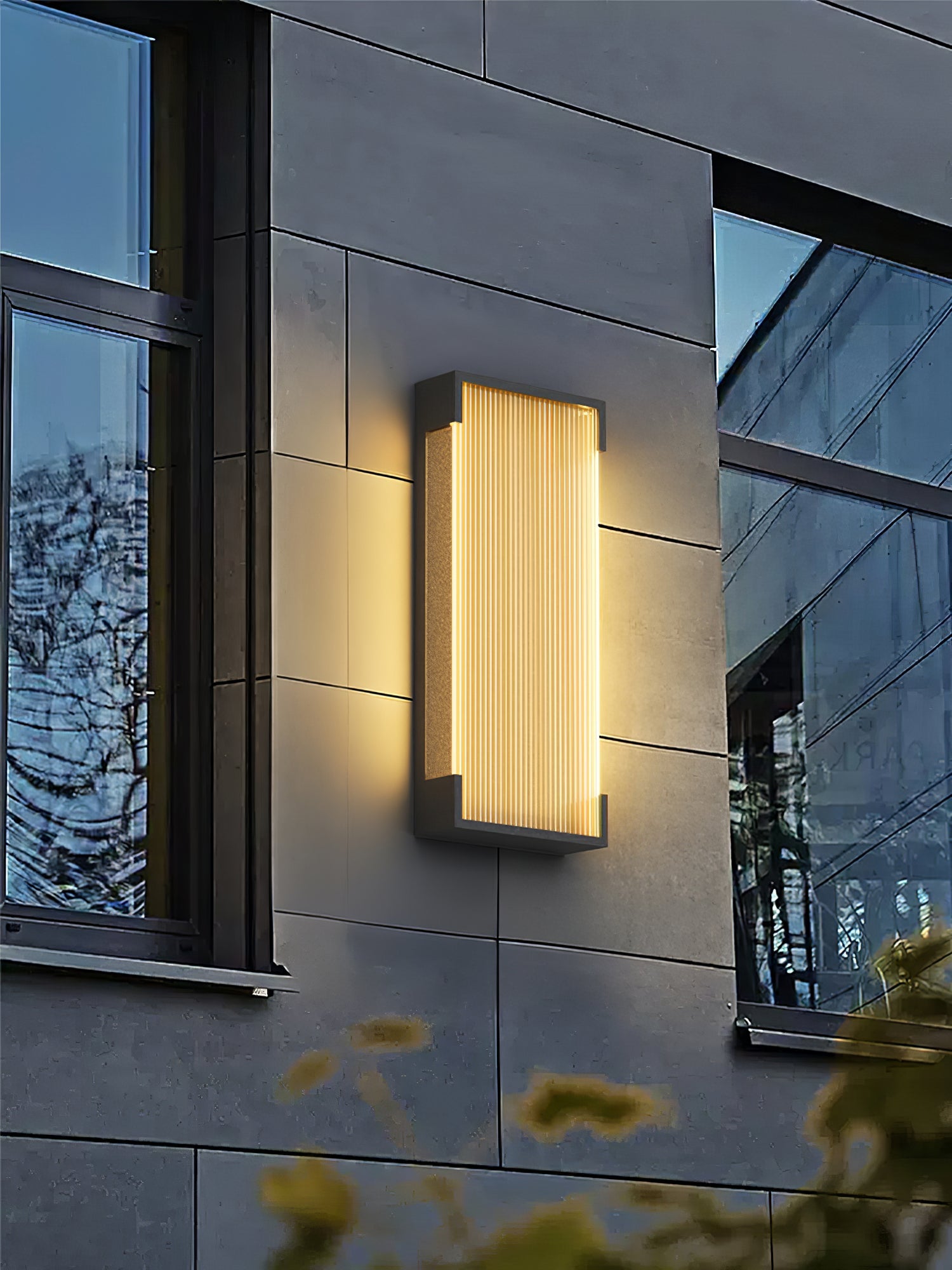 Rectangular Outdoor Wall Light - Blowlighting