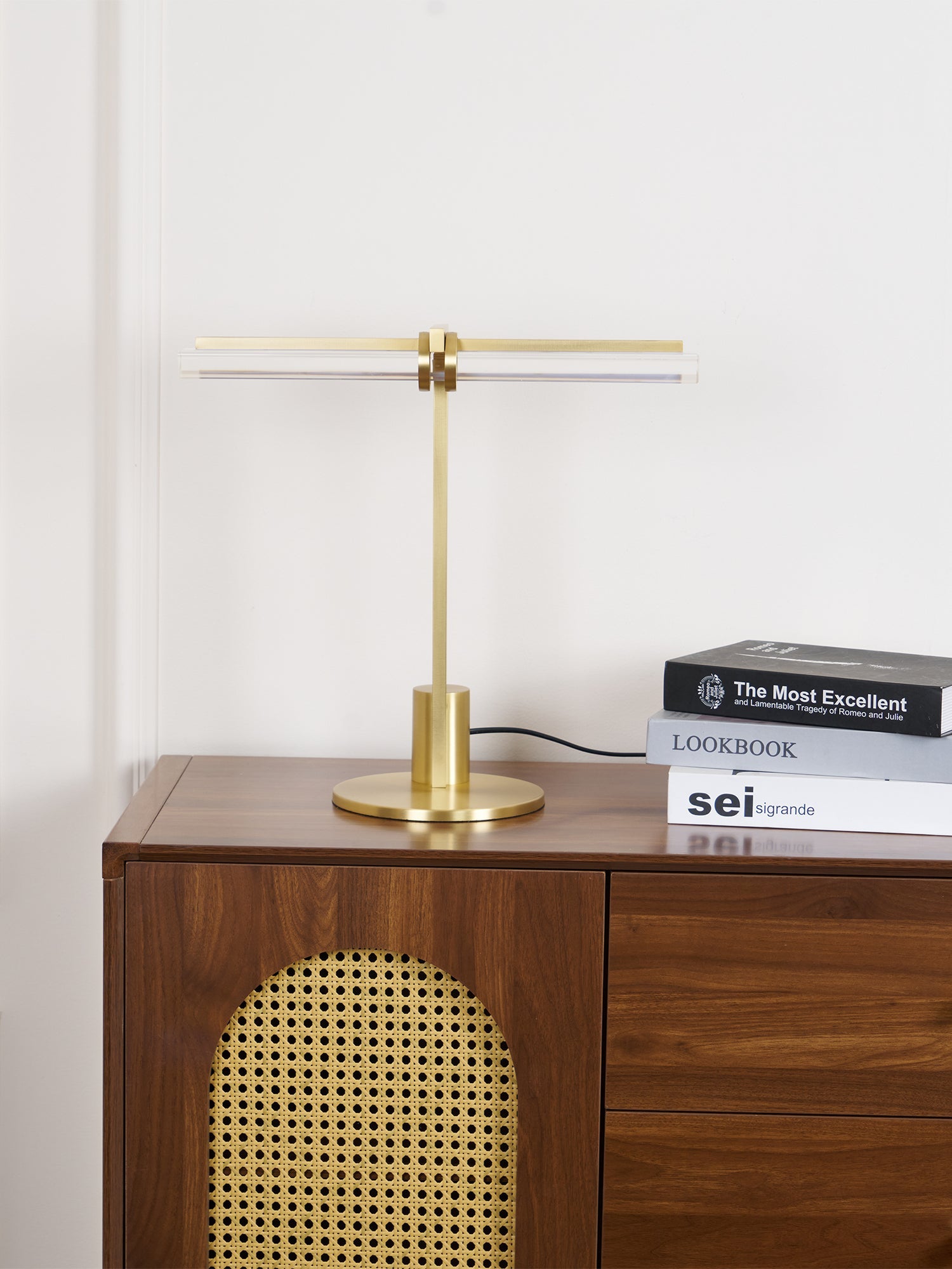 Reed Table Lamp - Blowlighting