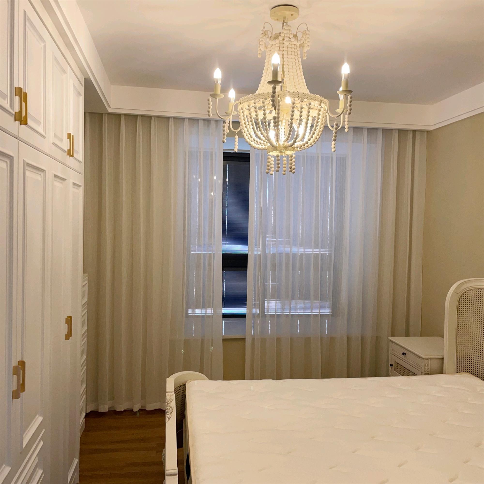 Regas Chandelier - Blowlighting