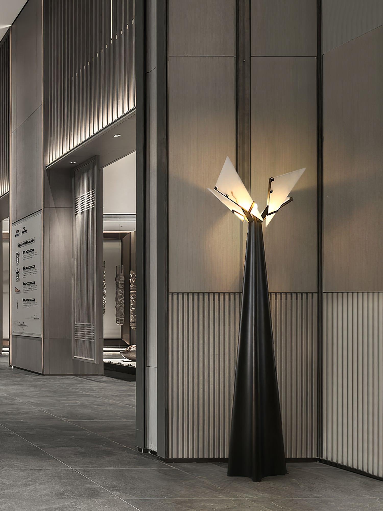 Religieuse Floor Lamp - Blowlighting