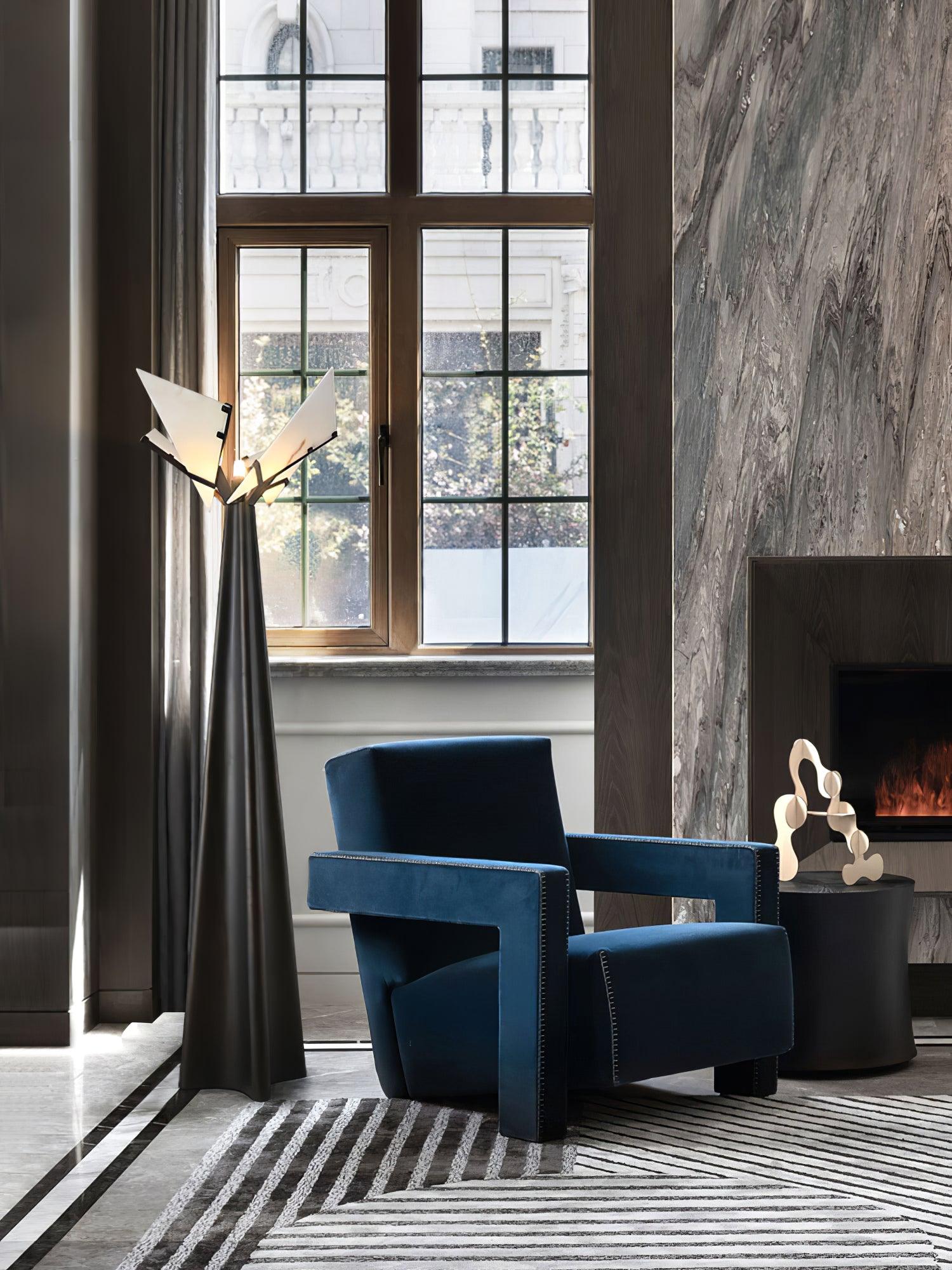 Religieuse Floor Lamp - Blowlighting