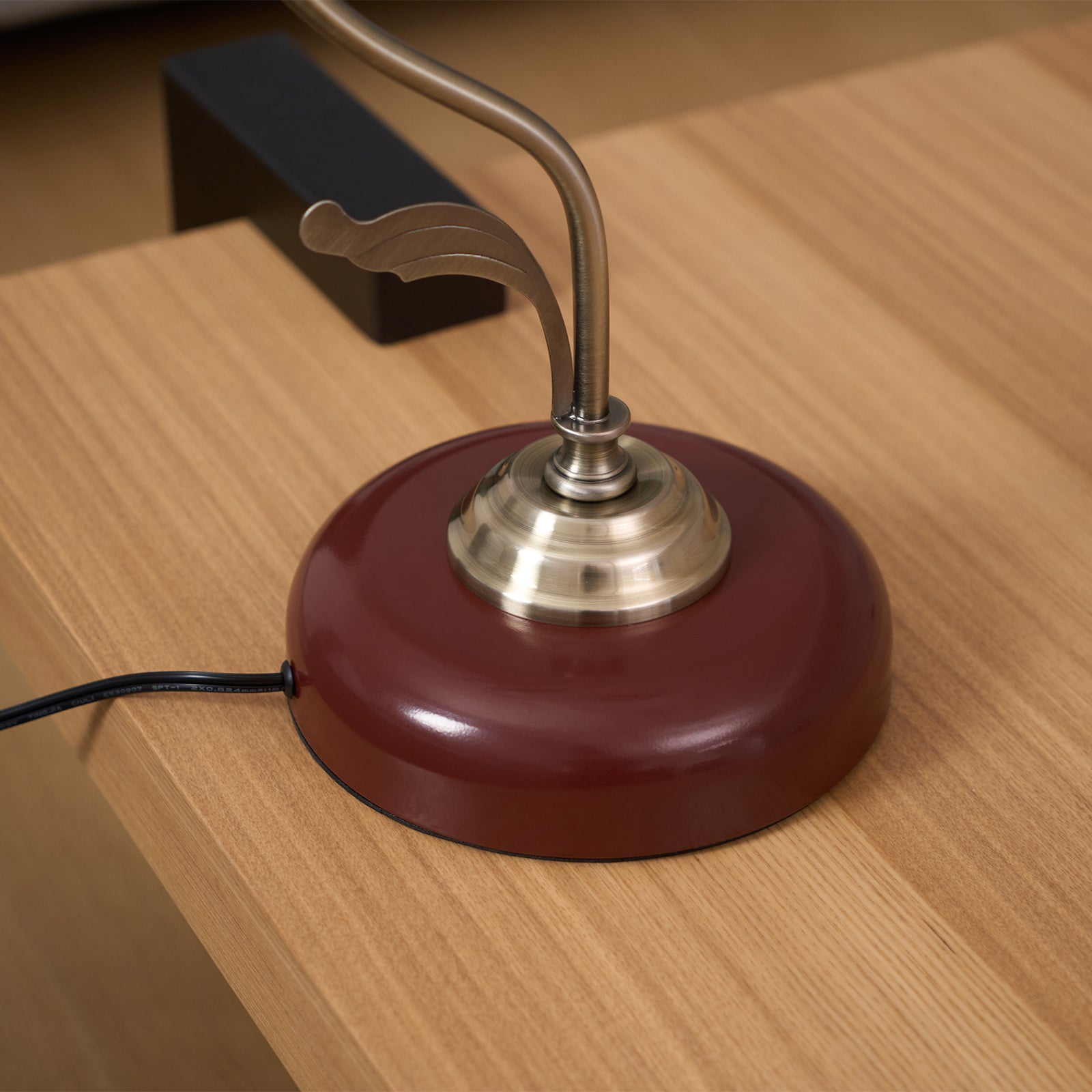 Retro Flower Table Lamp - Blowlighting