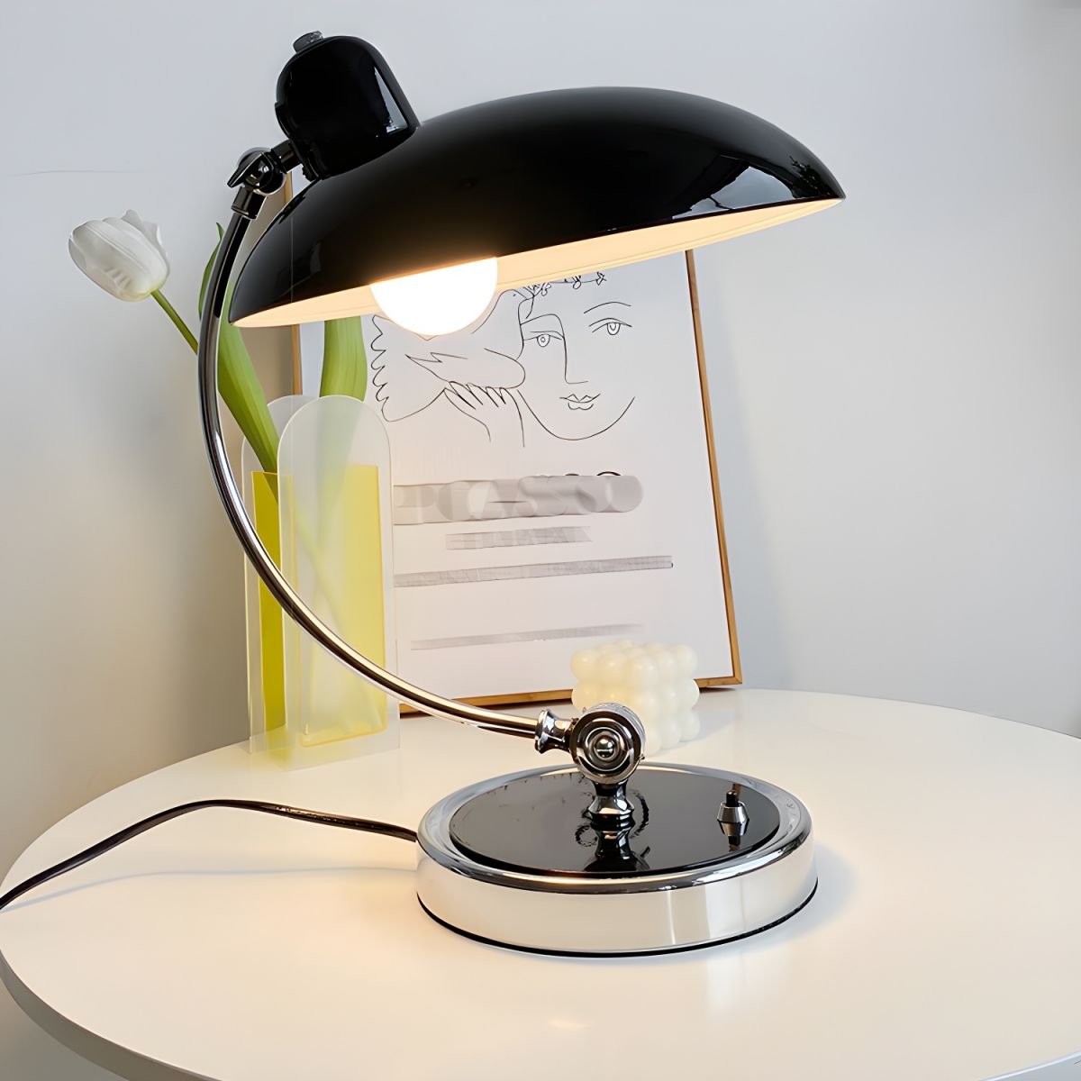 Retro Curve Desk Lamp - Blowlighting