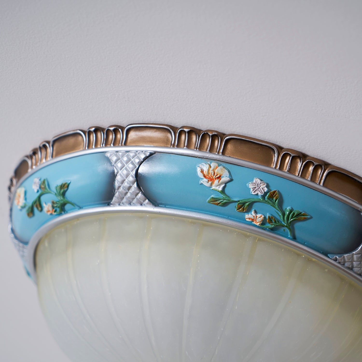 Retro Floral Resin Recessed Ceiling Light - Blowlighting