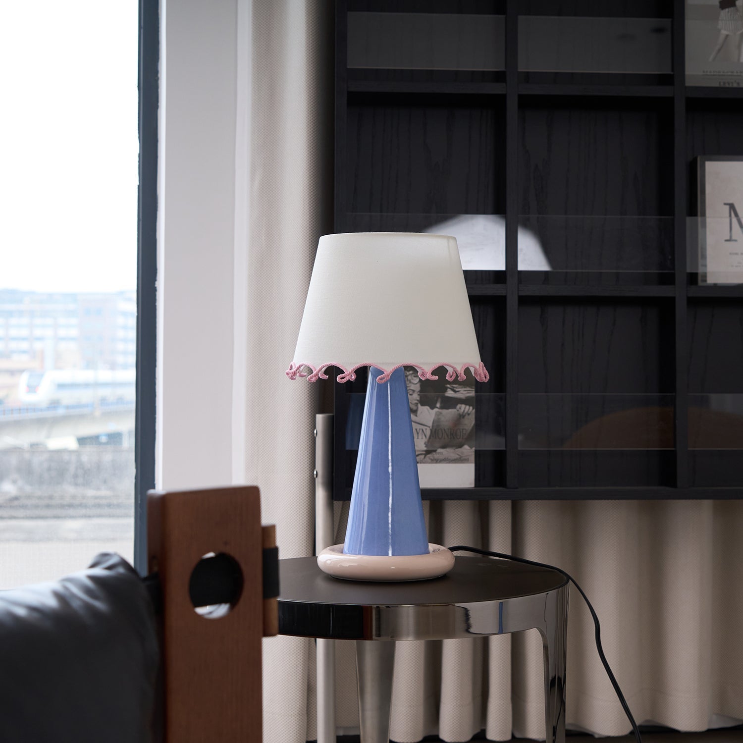 Ribbon Table Lamp - Blowlighting