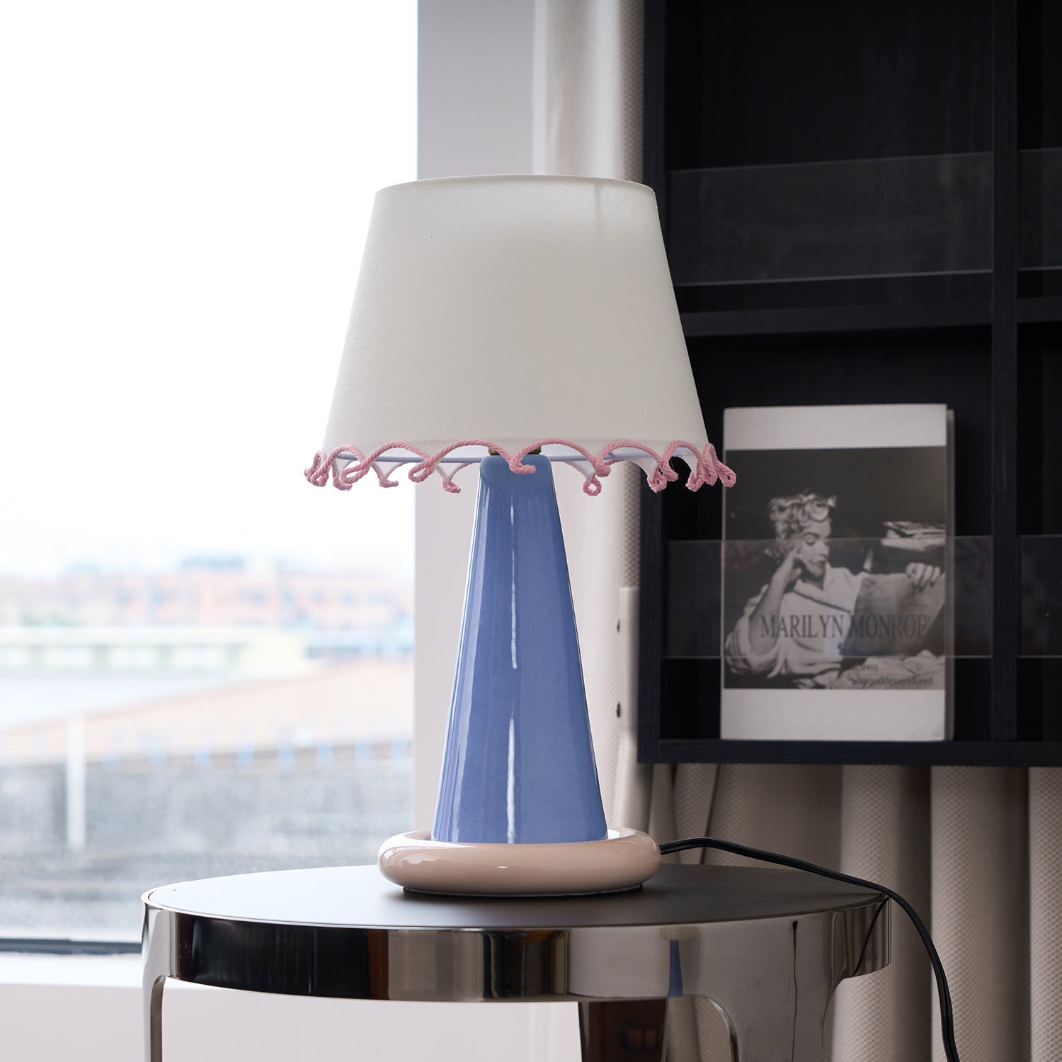 Ribbon Table Lamp - Blowlighting