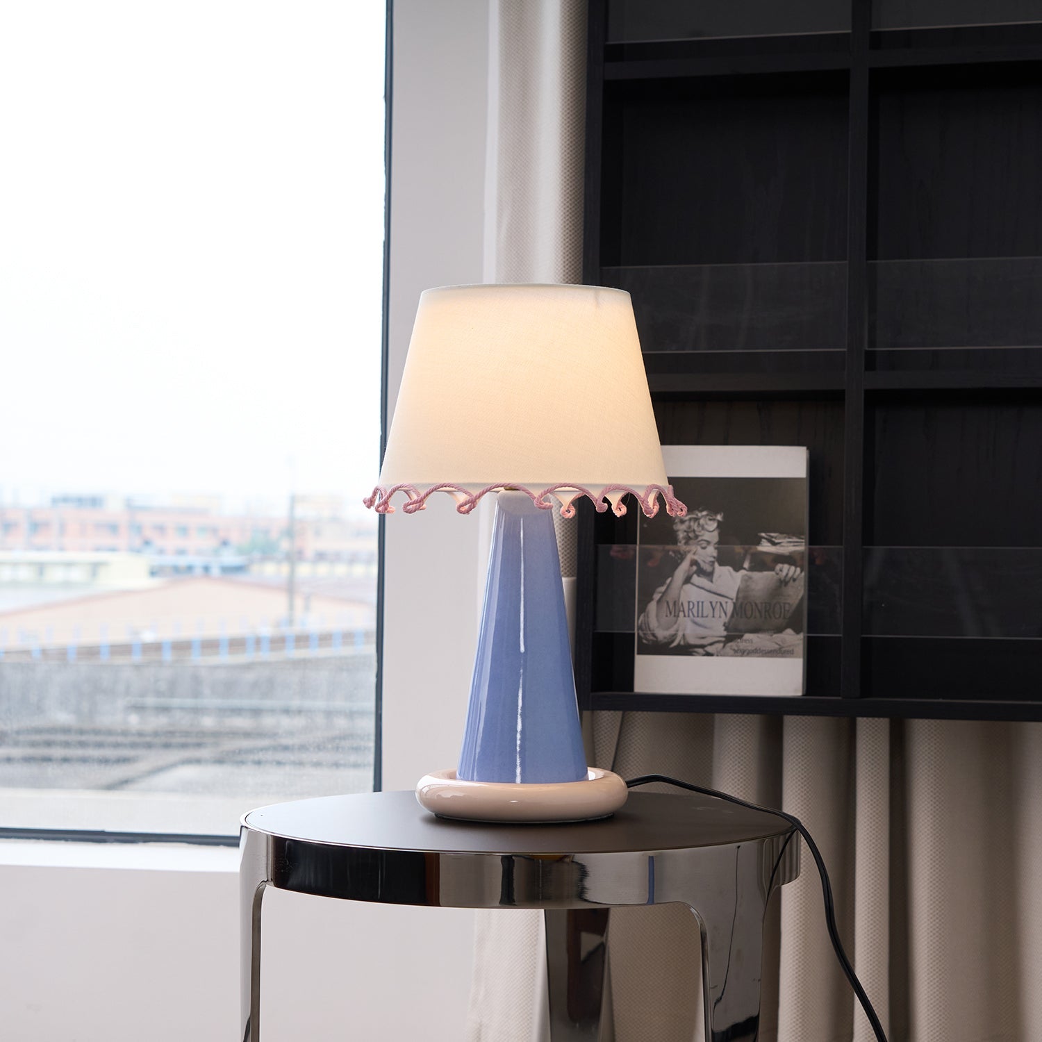 Ribbon Table Lamp - Blowlighting