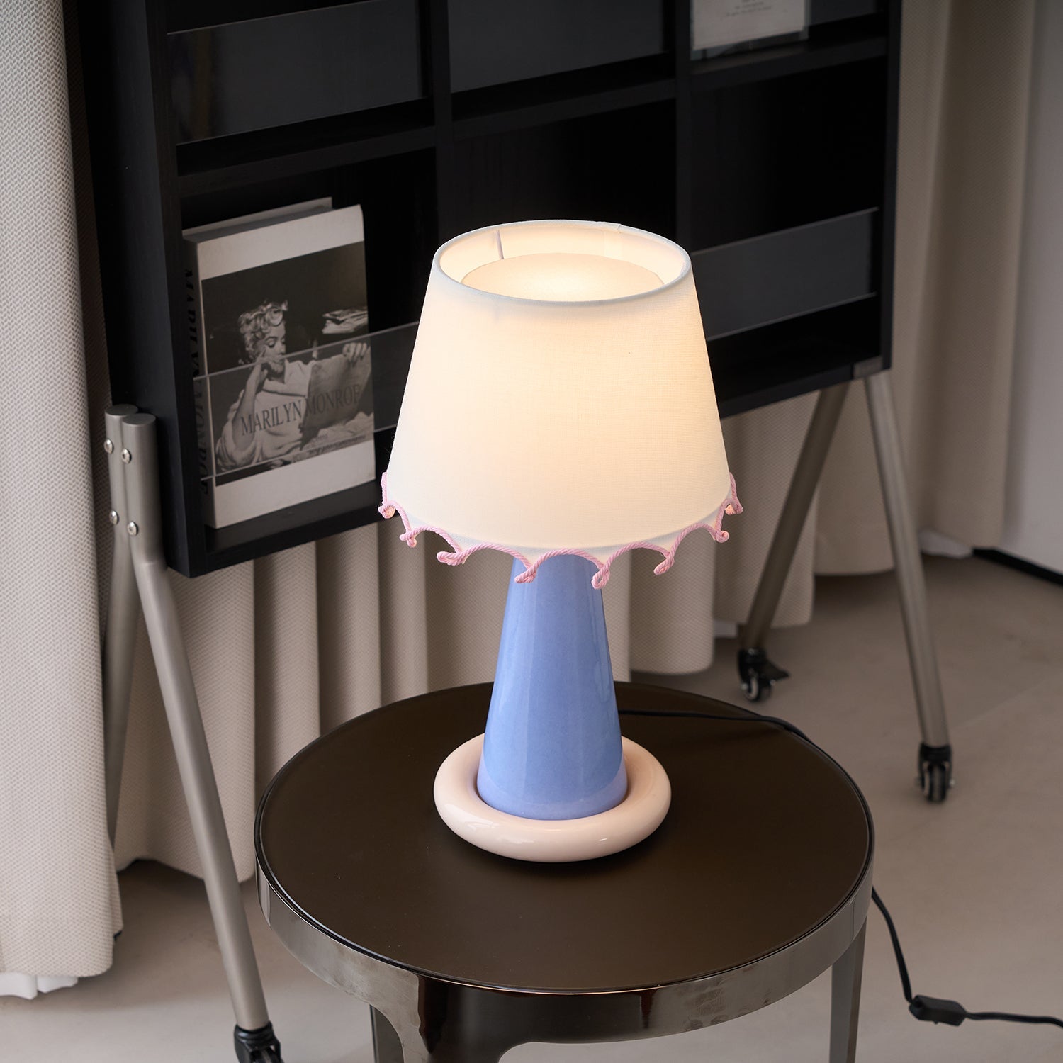 Ribbon Table Lamp - Blowlighting