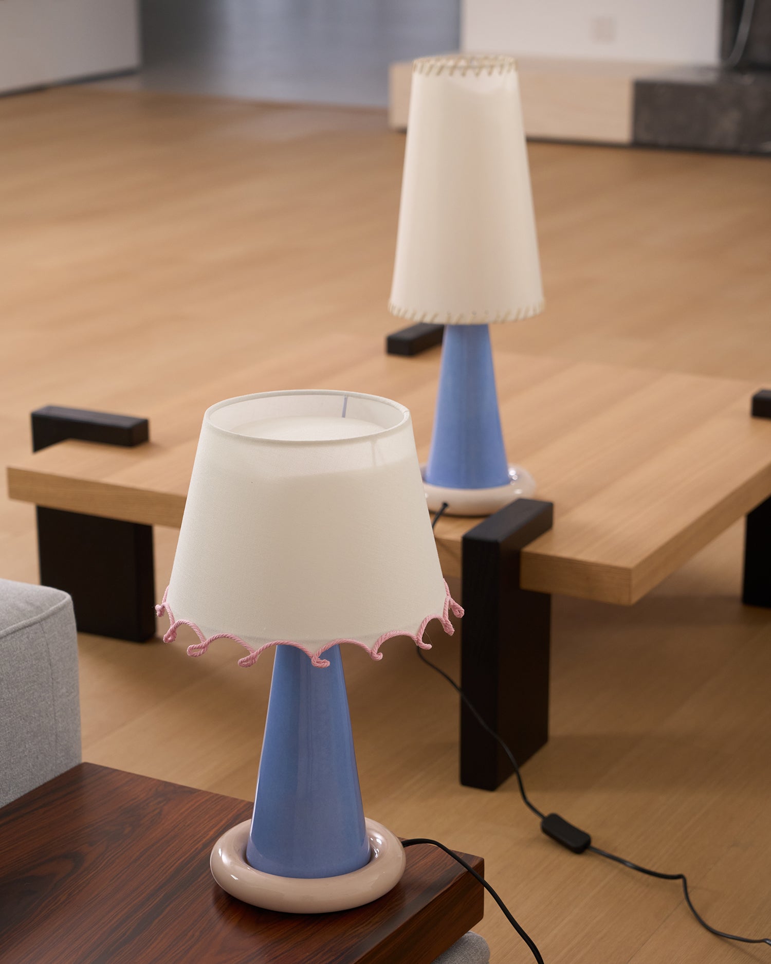 Ribbon Table Lamp - Blowlighting