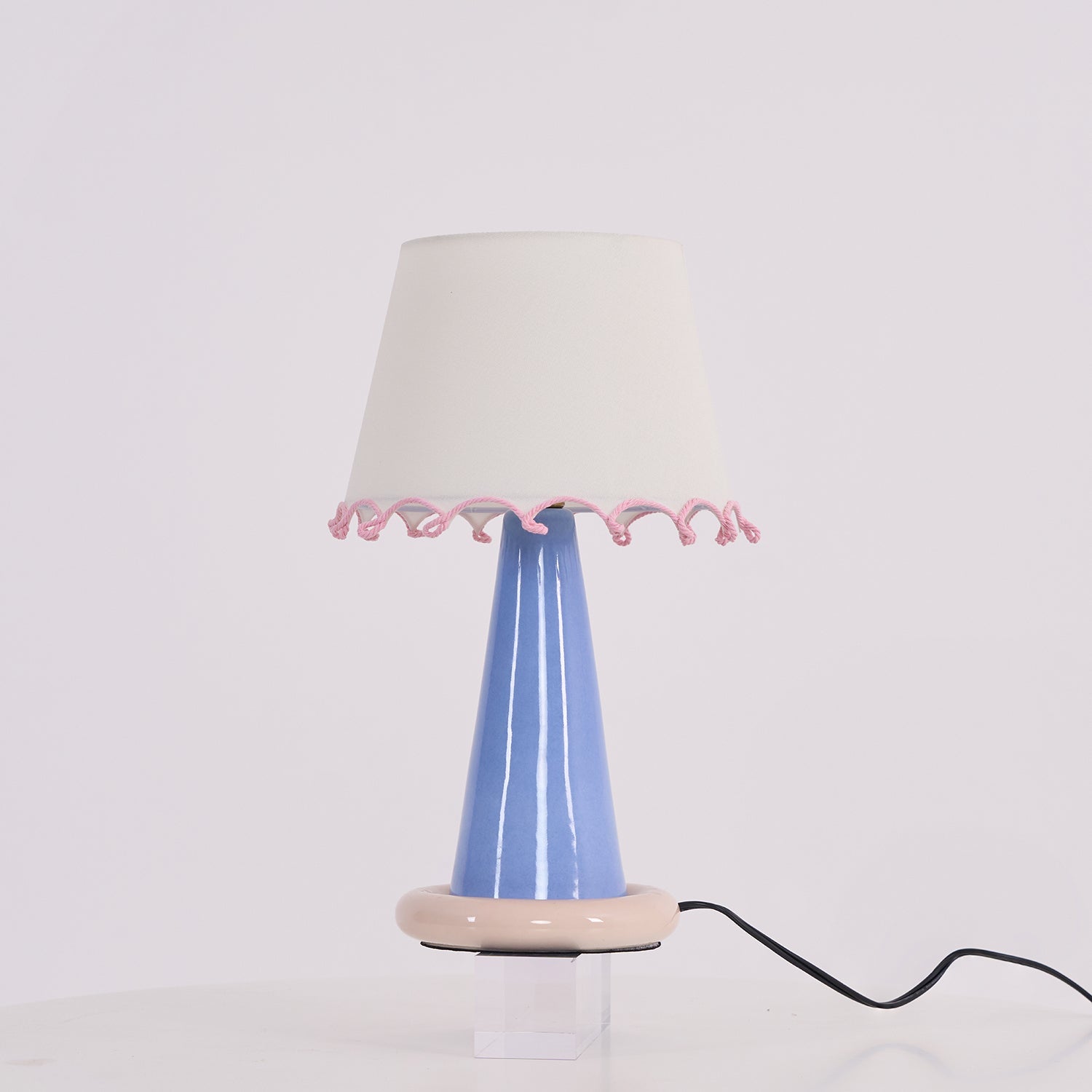 Ribbon Table Lamp - Blowlighting