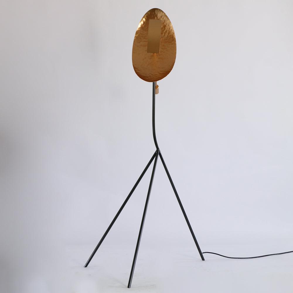 Aurelia Sculptural Metal Floor Lamp - Blowlighting