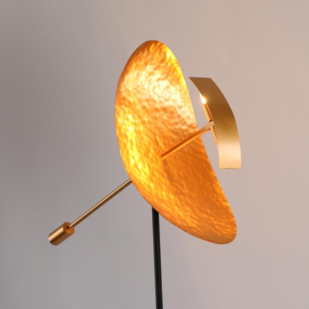 Aurelia Sculptural Metal Floor Lamp - Blowlighting