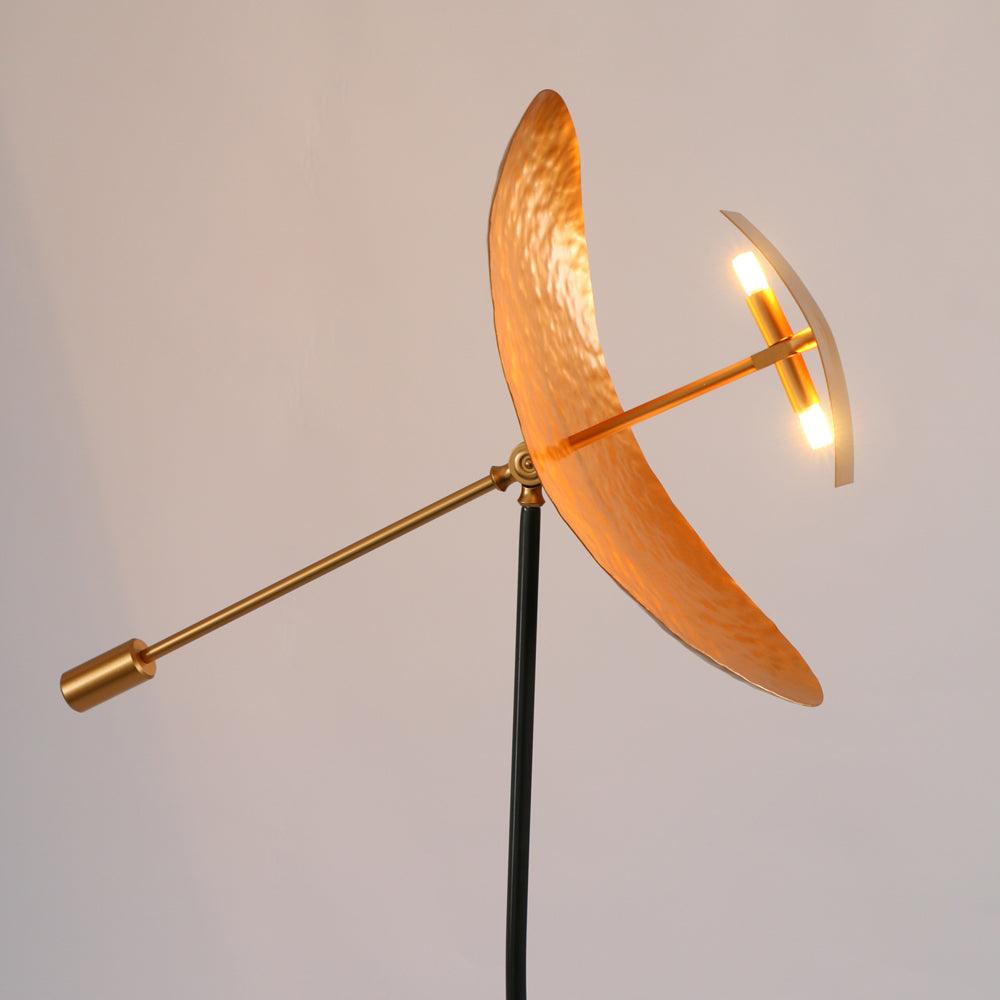 Aurelia Sculptural Metal Floor Lamp - Blowlighting