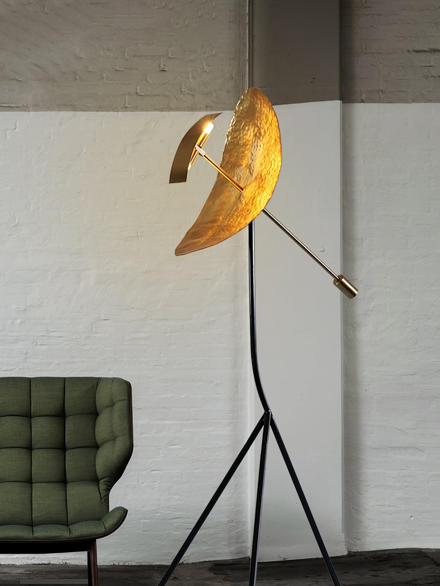 Aurelia Sculptural Metal Floor Lamp - Blowlighting