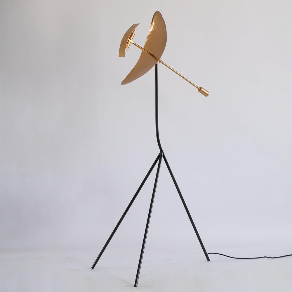 Aurelia Sculptural Metal Floor Lamp - Blowlighting