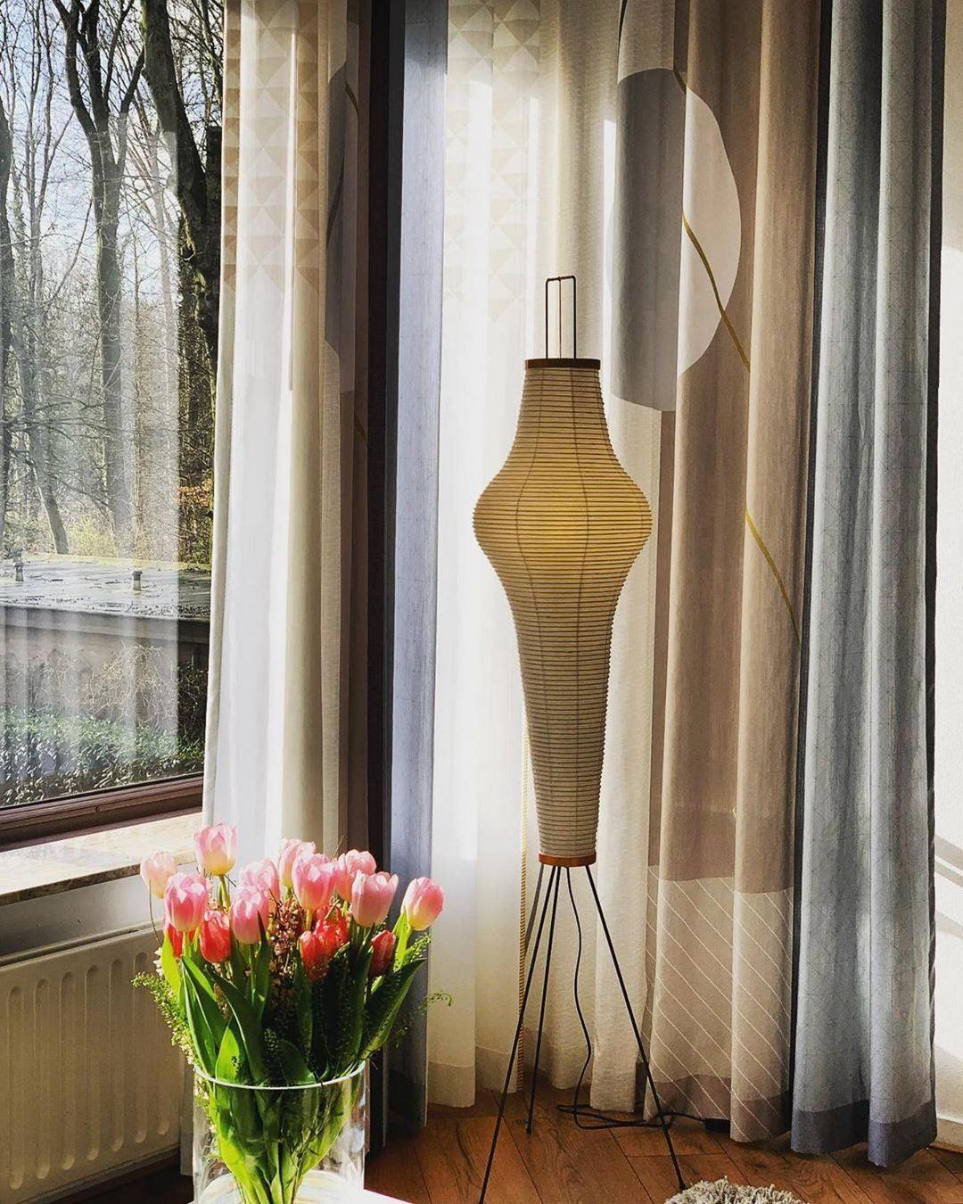 Rice Paper Floor Lamp - Blowlighting