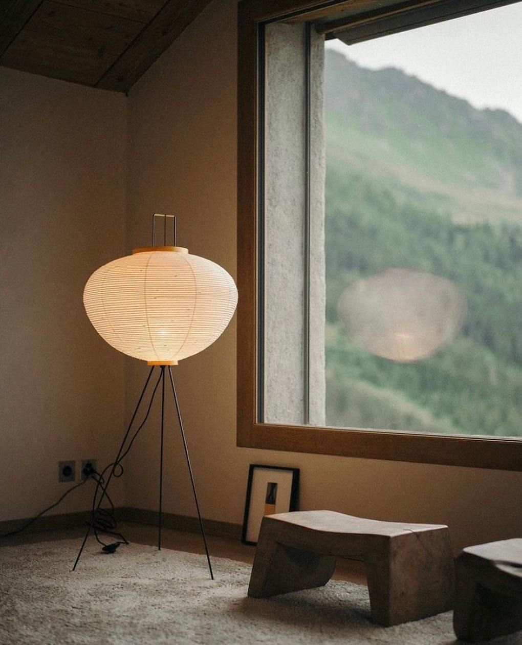 Rice Paper Floor Lamp - Blowlighting
