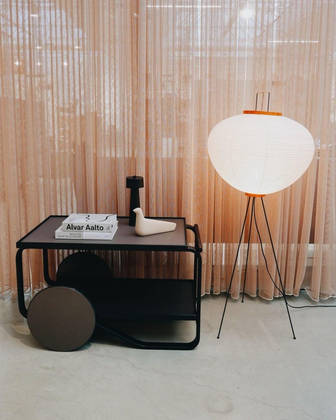 Rice Paper Floor Lamp - Blowlighting