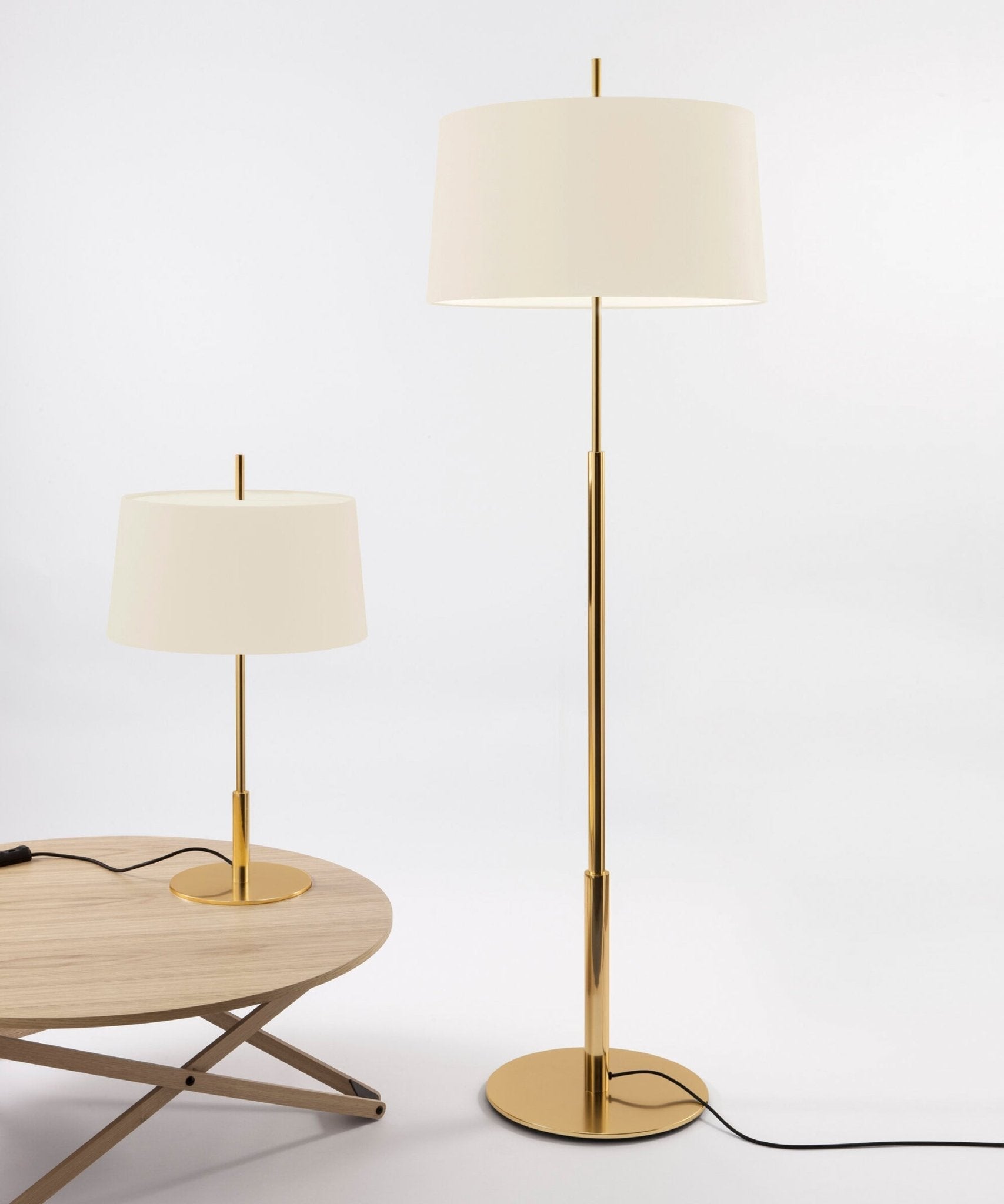 Brooks Minimalist Metal Floor Lamp - Blowlighting