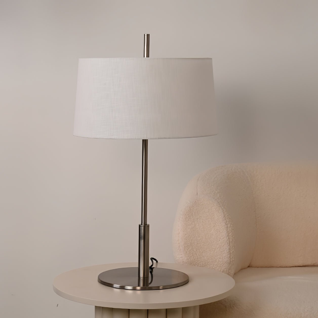 Silasn Minimalist Metal Table Lamp - Blowlighting