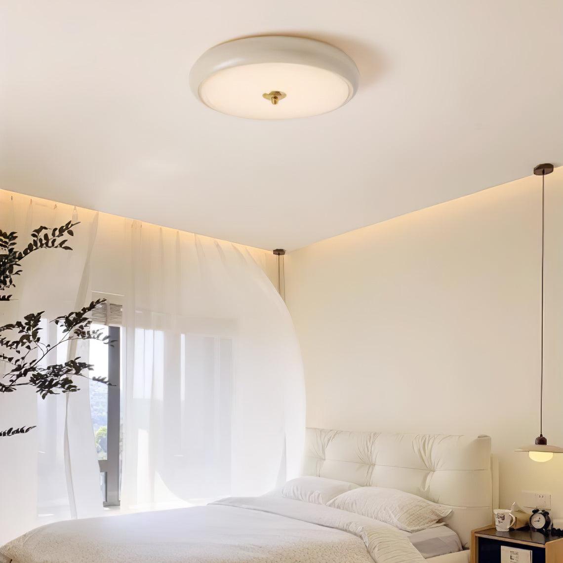 Ripple Cream Ceiling Lamp - Blowlighting