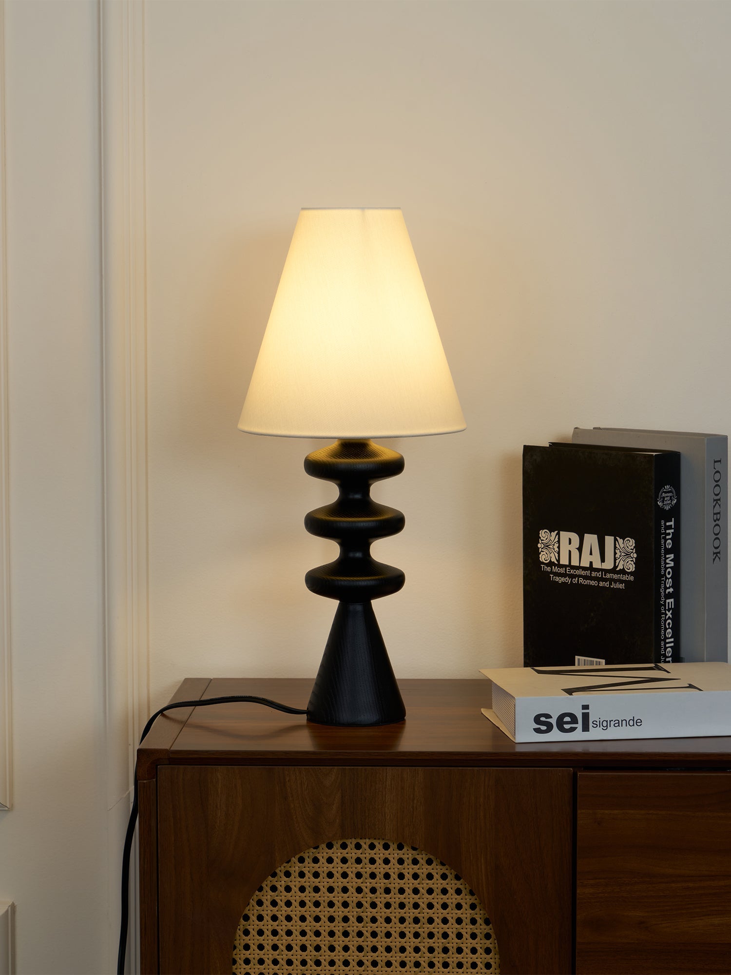 Ripple Wood Table Lamp - Blowlighting