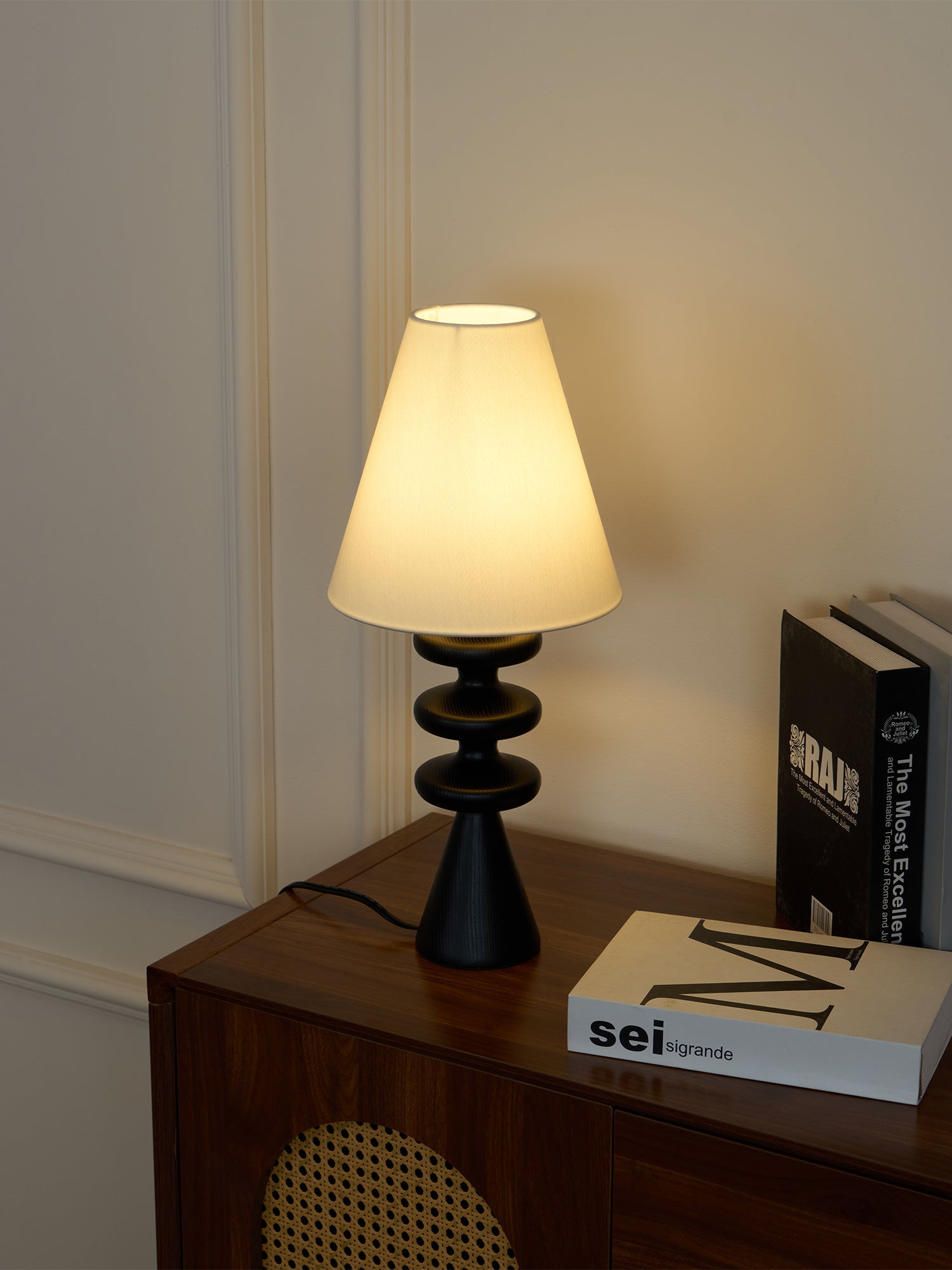 Ripple Wood Table Lamp - Blowlighting