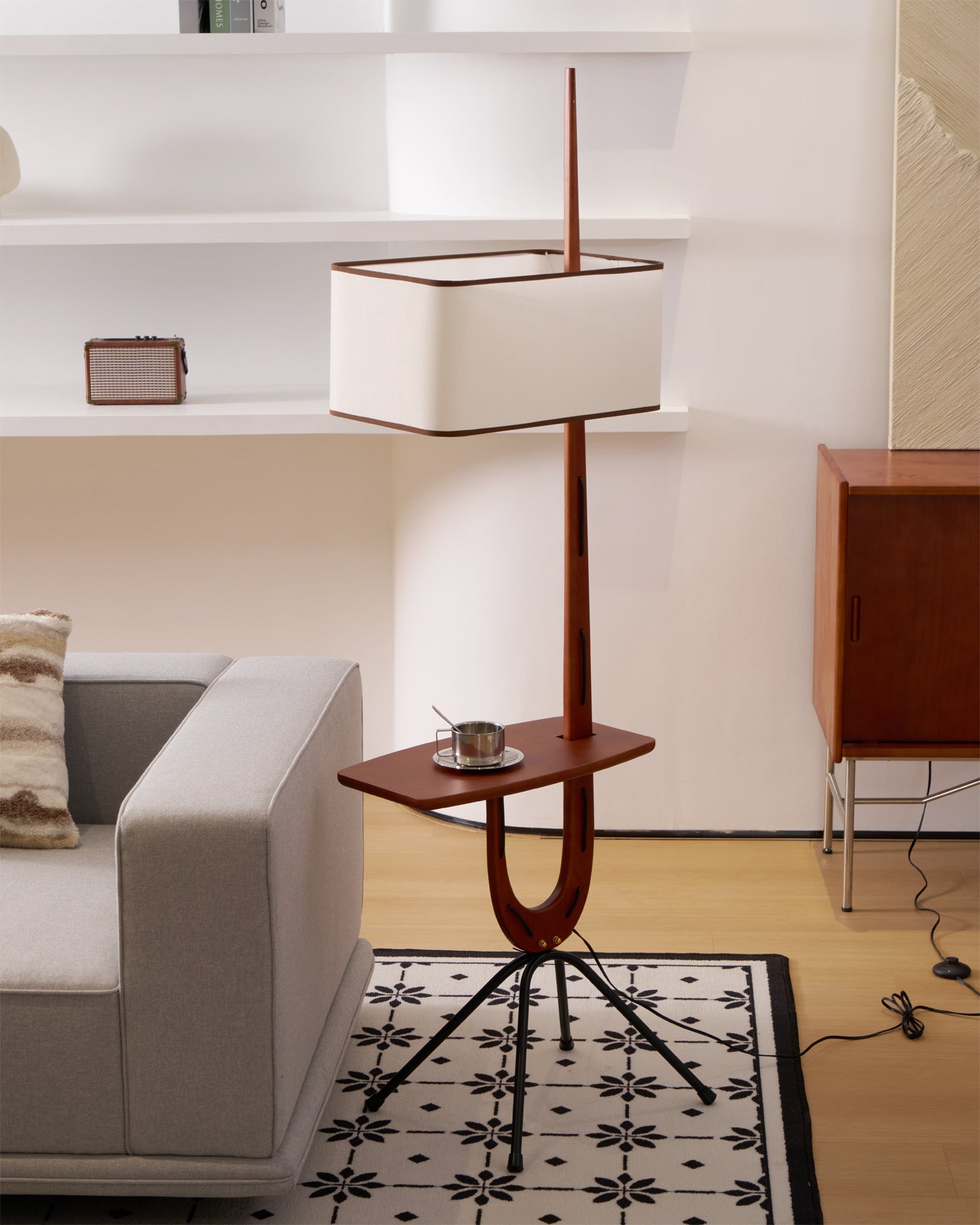 Vemara Mid Century Wood Floor Lamp - Blowlighting