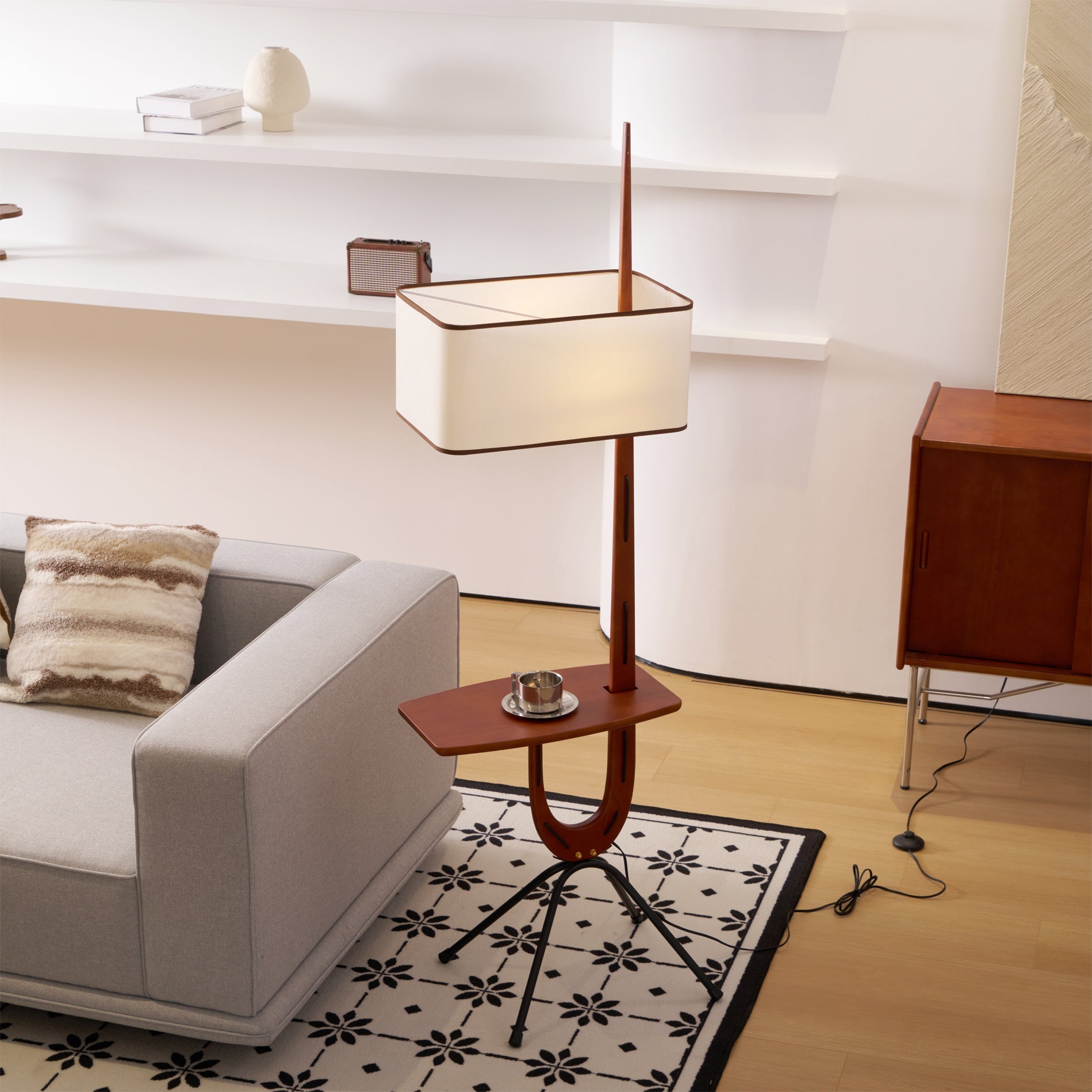 Vemara Mid Century Wood Floor Lamp - Blowlighting