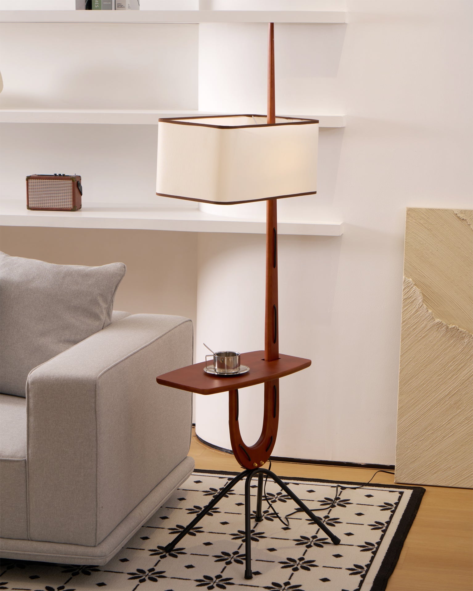 Vemara Mid Century Wood Floor Lamp - Blowlighting
