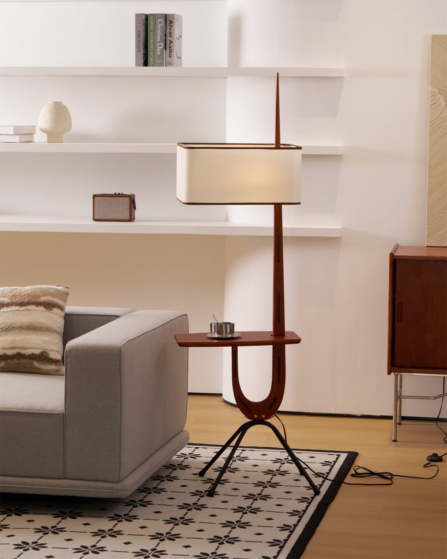 Vemara Mid Century Wood Floor Lamp - Blowlighting
