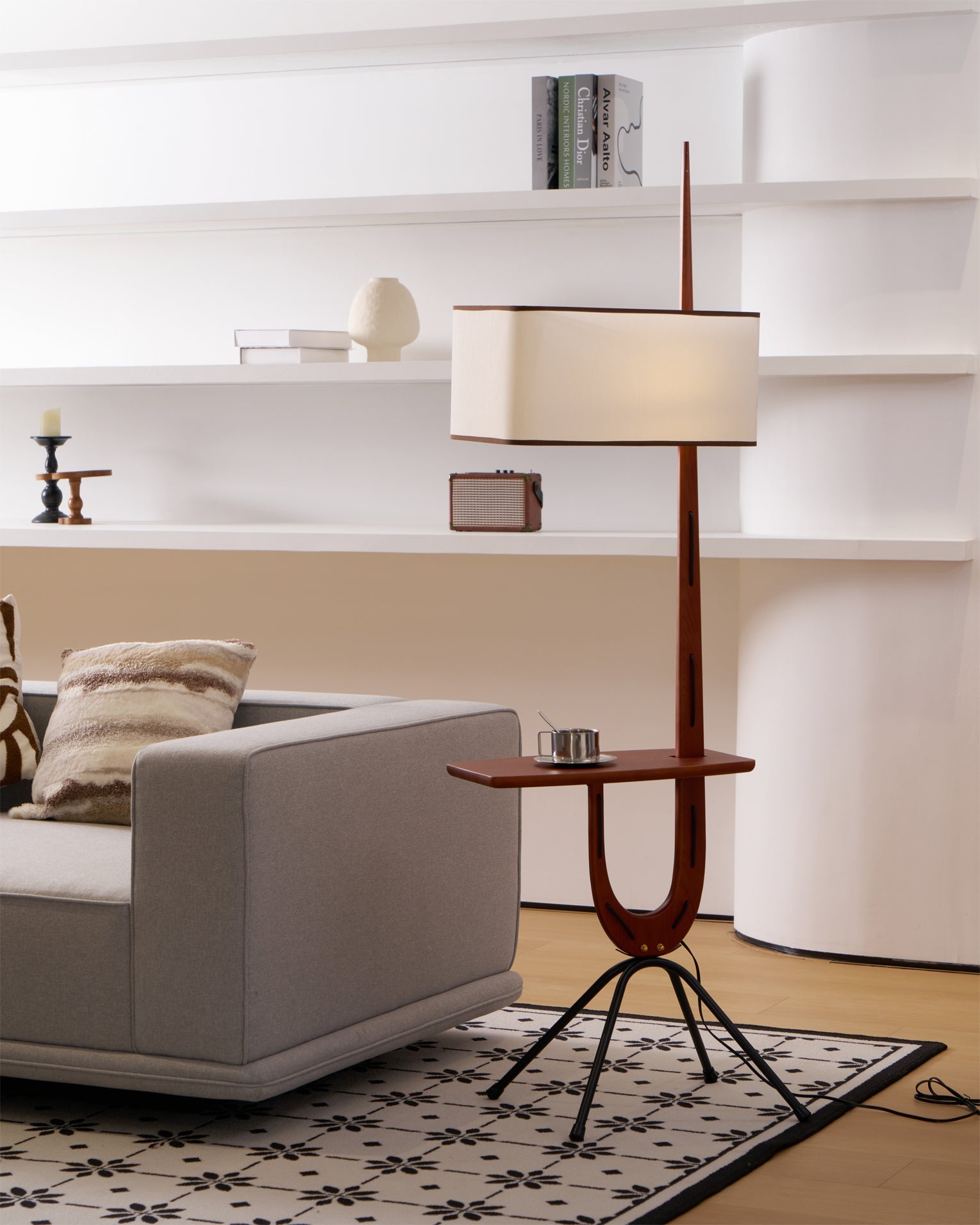 Vemara Mid Century Wood Floor Lamp - Blowlighting