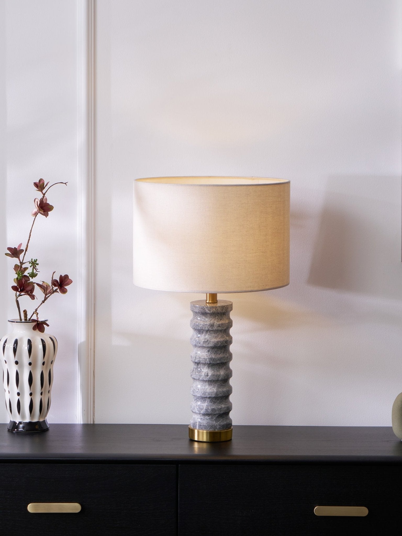Rivara Stone Table Lamp - Blowlighting