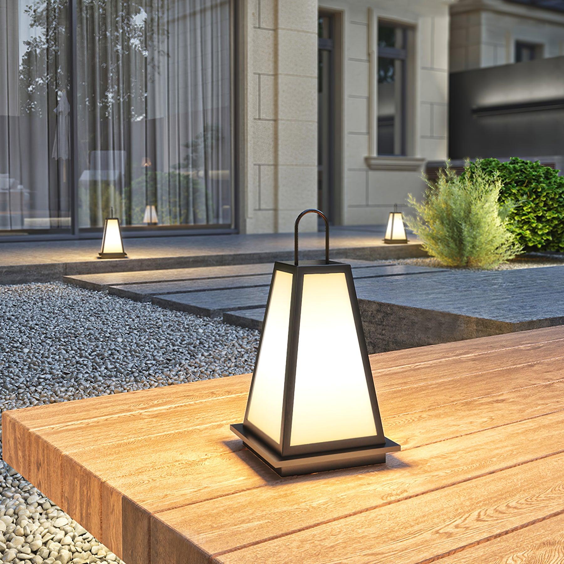 Roam Lantern Garden Outdoor Lamp - Blowlighting