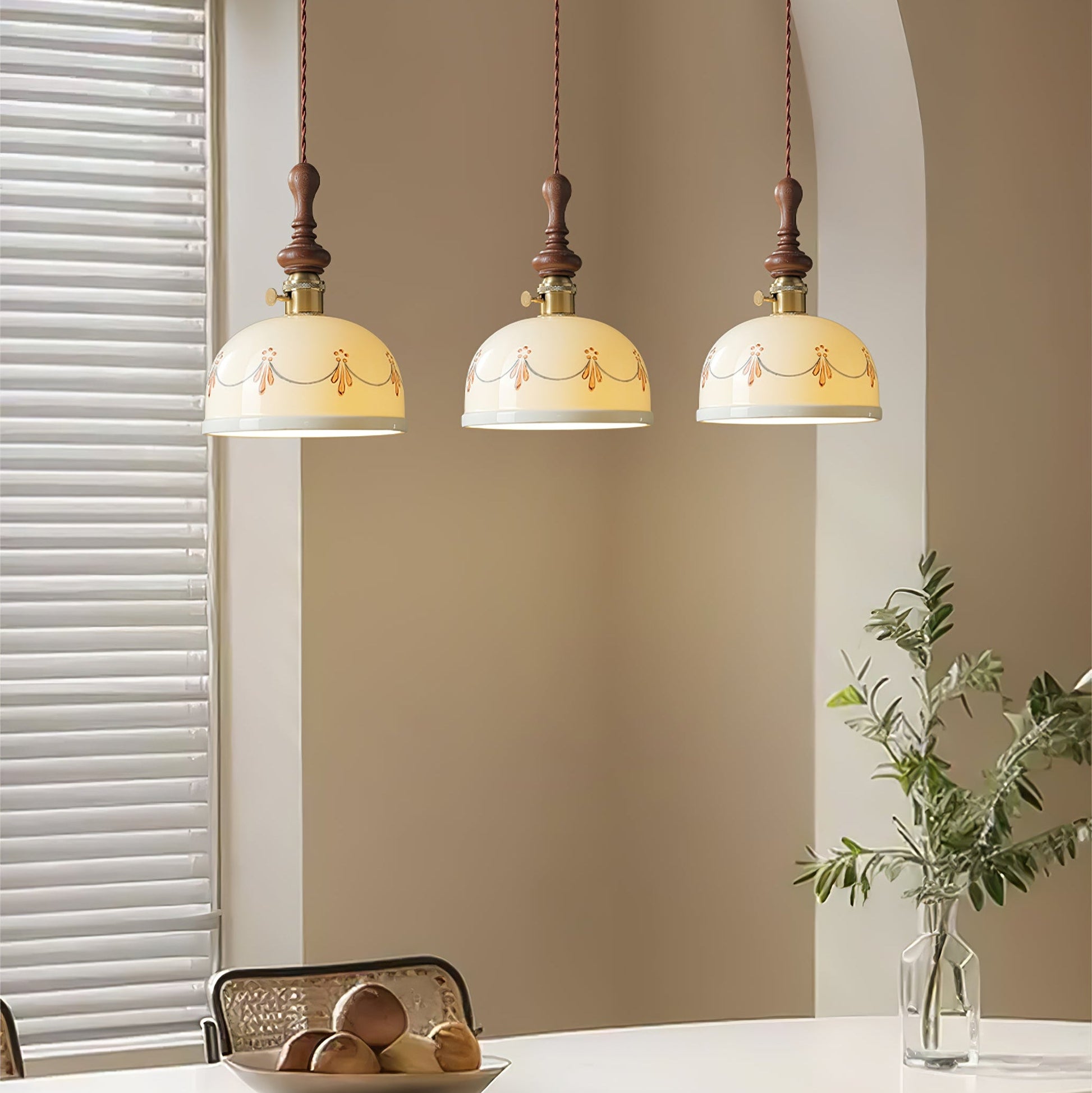 Roselind Ceramic Pendant Light - Blowlighting