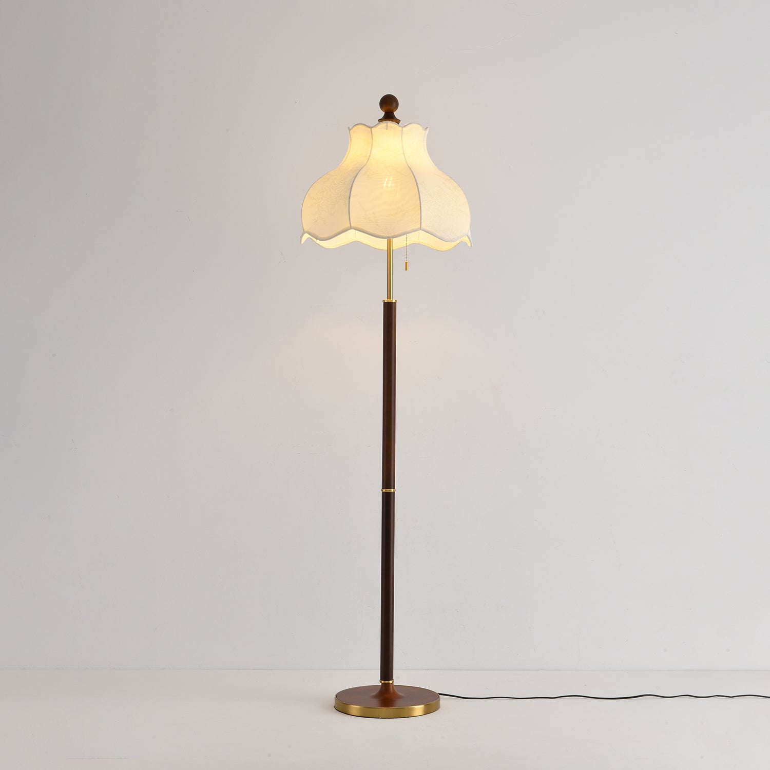 Roselle Bloom Floor Lamp - Blowlighting